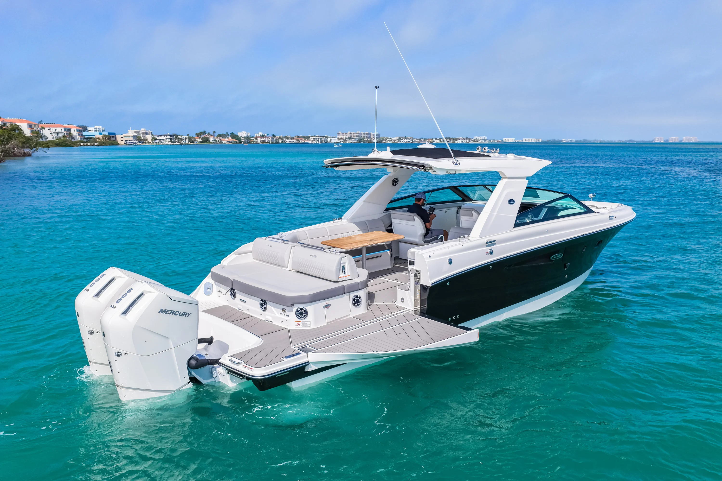 2026 Sea Ray SLX 400 Outboard Image Thumbnail #54