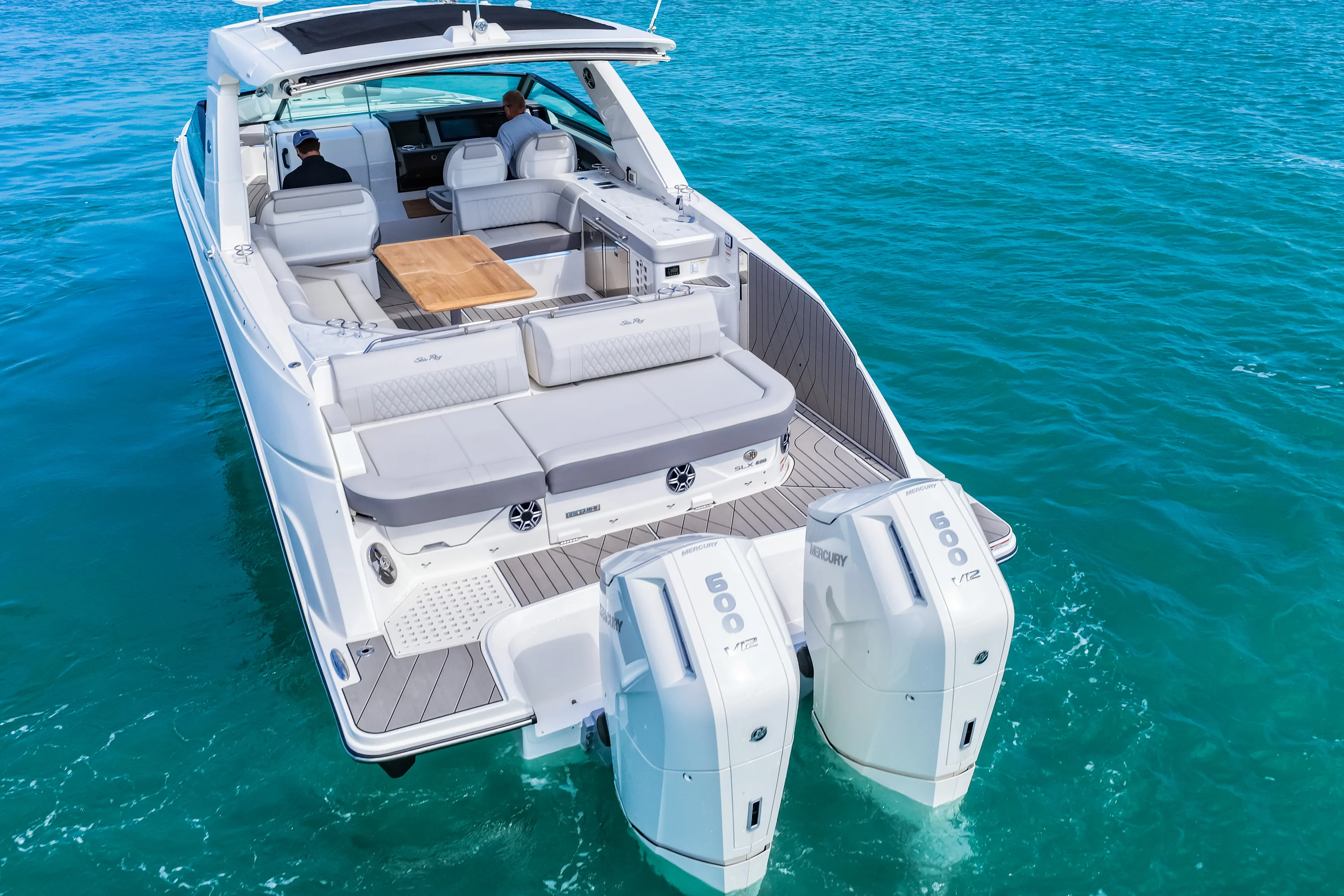 2026 Sea Ray SLX 400 Outboard Image Thumbnail #51