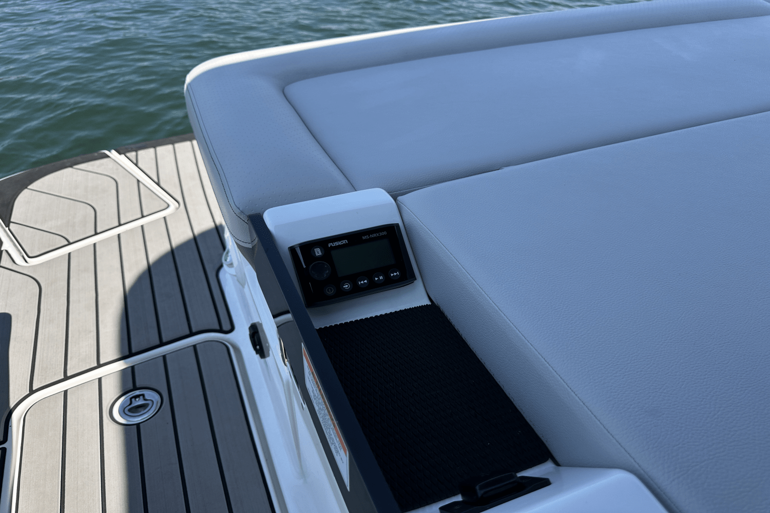 2025 Sea Ray SLX 280 Image Thumbnail #33