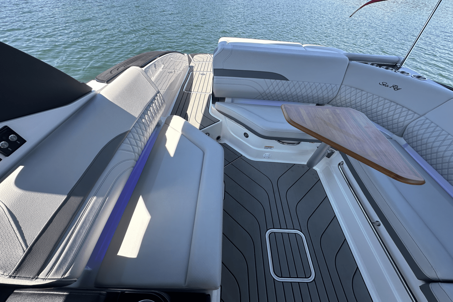 2025 Sea Ray SLX 280 Image Thumbnail #30
