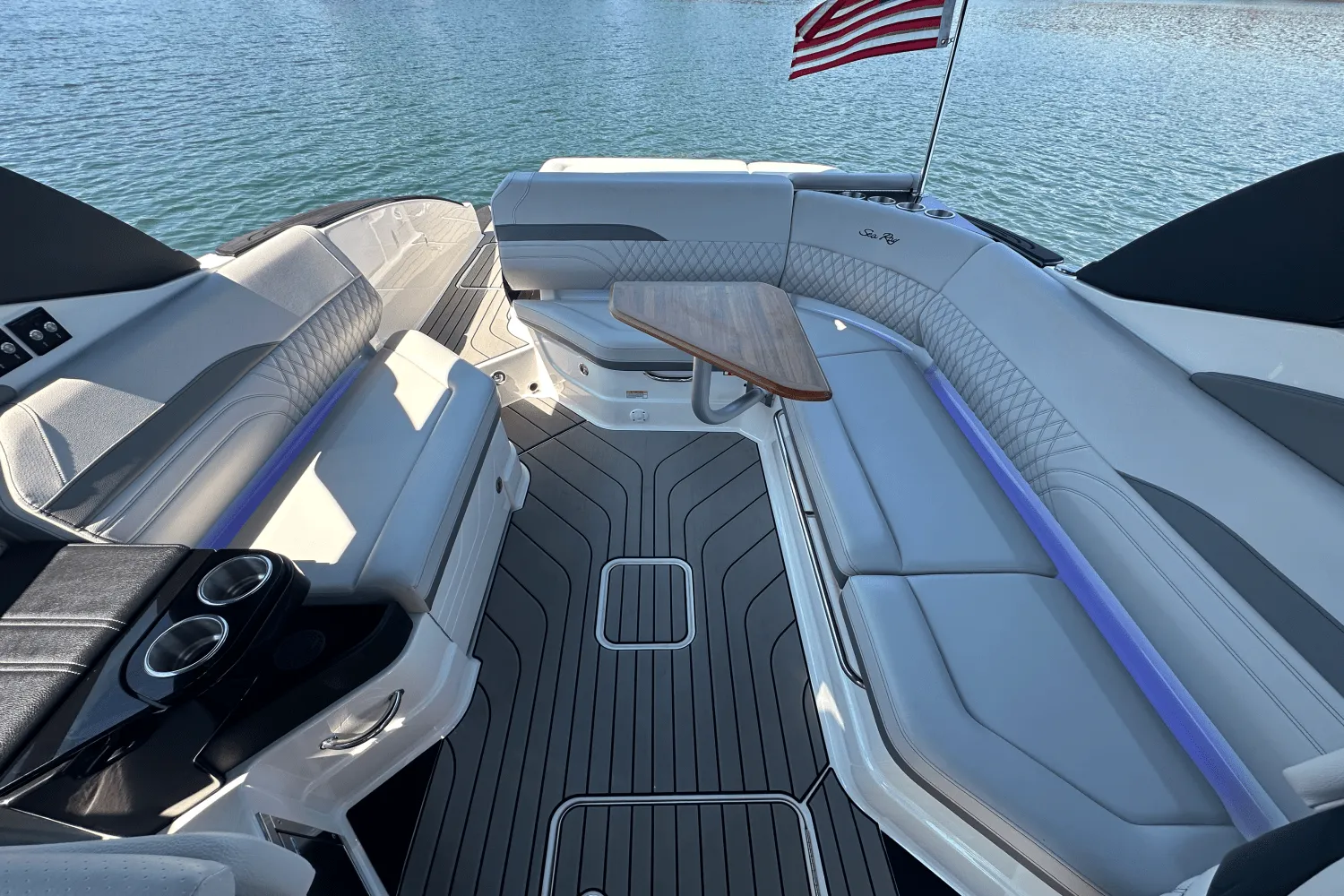 2025 Sea Ray SLX 280 Image Thumbnail #26