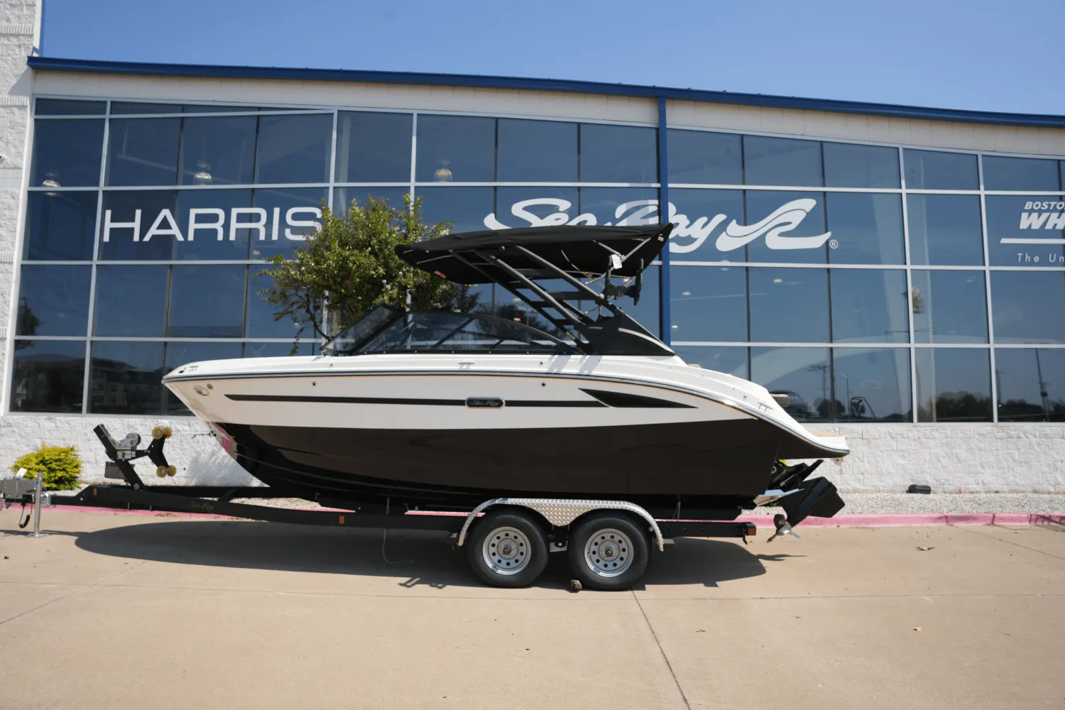 2026 Sea Ray SDX 230 Surf Image Thumbnail #0