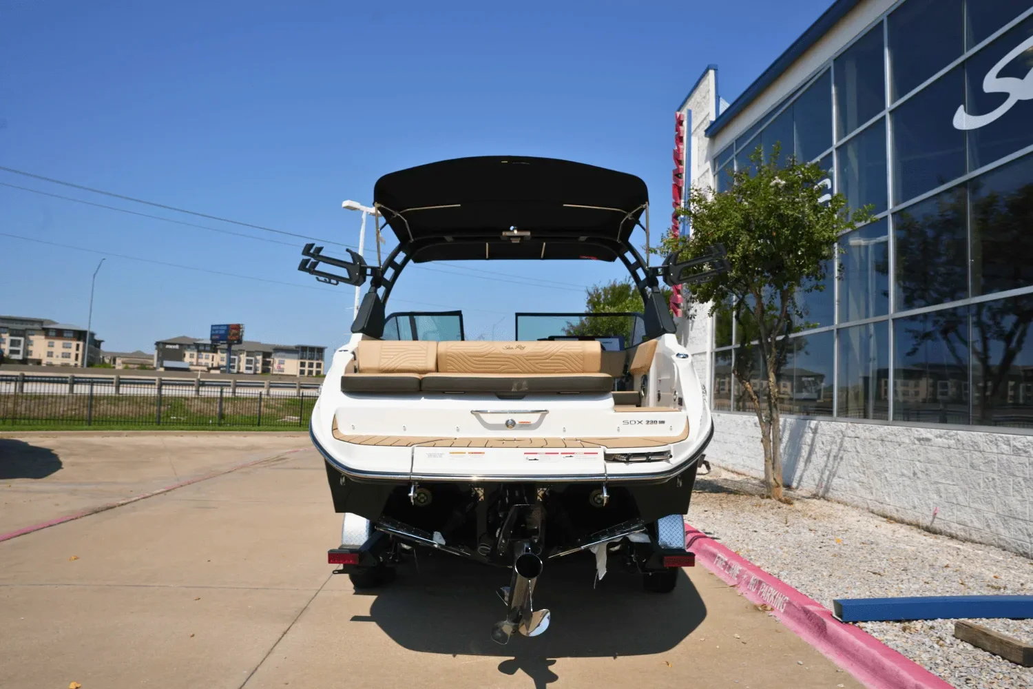 2026 Sea Ray SDX 230 Surf Image Thumbnail #3