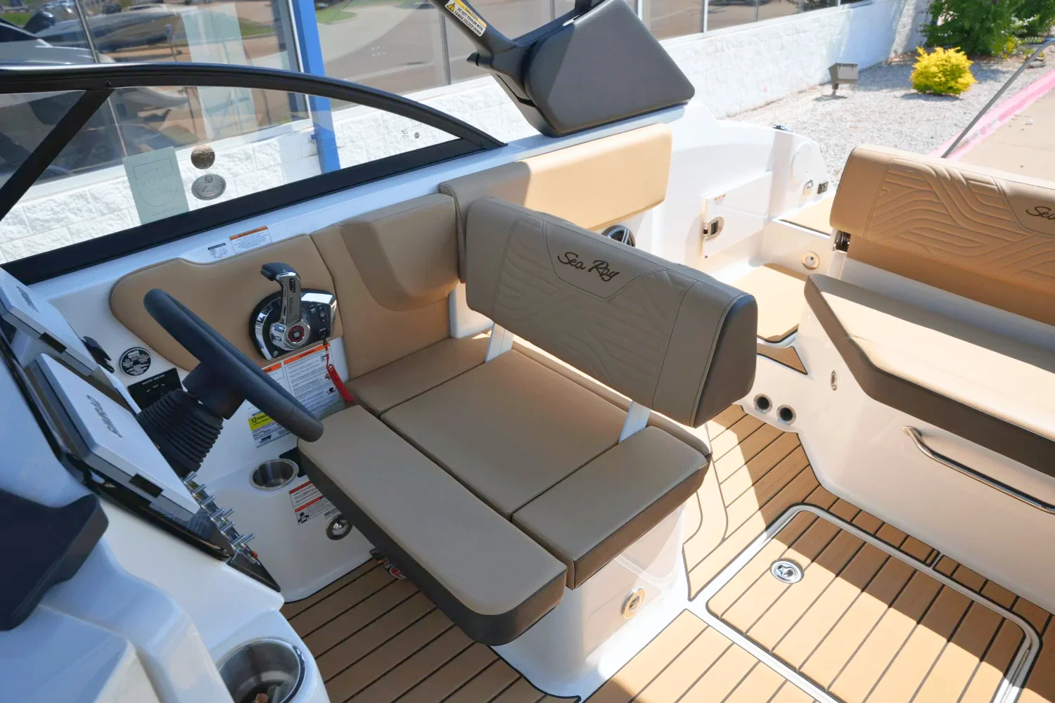 2026 Sea Ray SDX 230 Surf Image Thumbnail #12