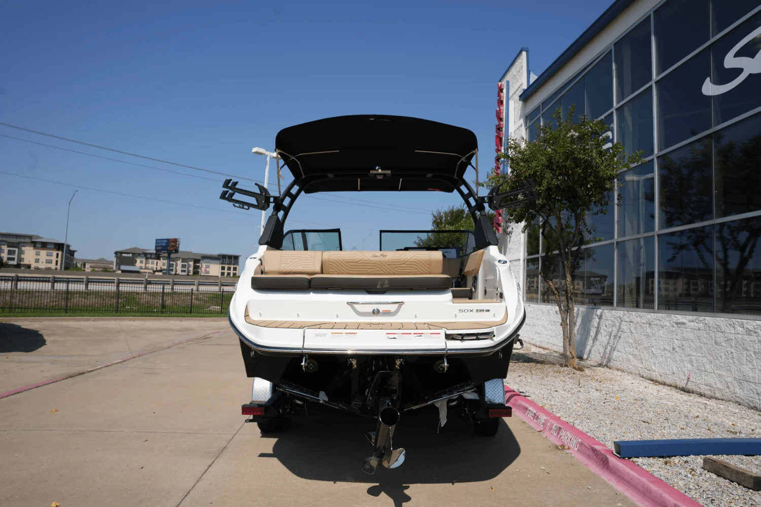 2026 Sea Ray SDX 230 Surf Image Thumbnail #3