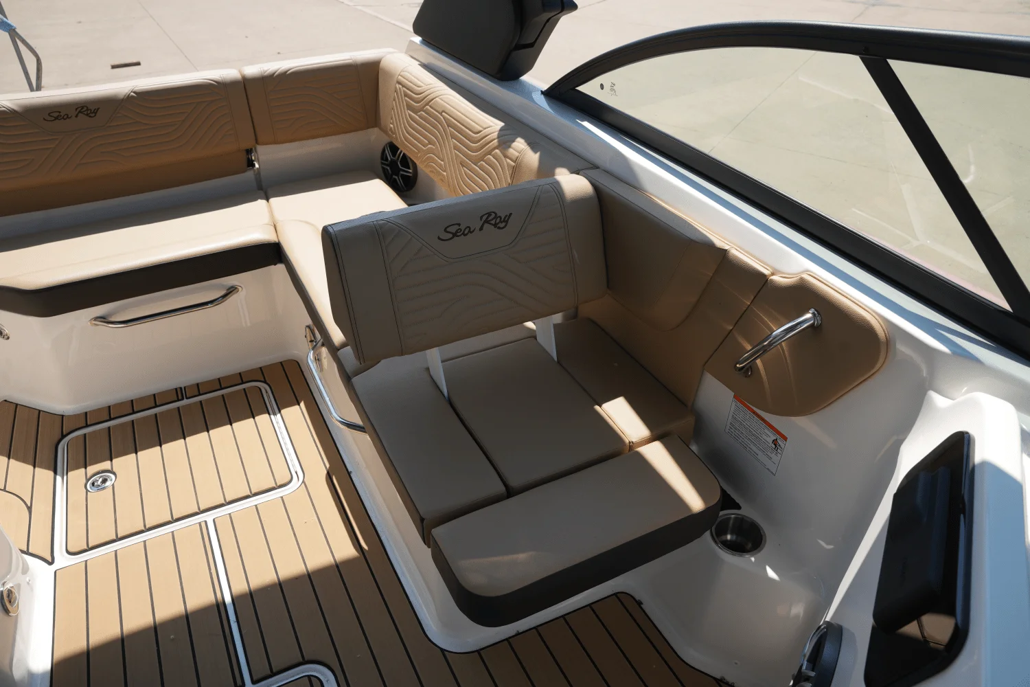 2026 Sea Ray SDX 230 Surf Image Thumbnail #10