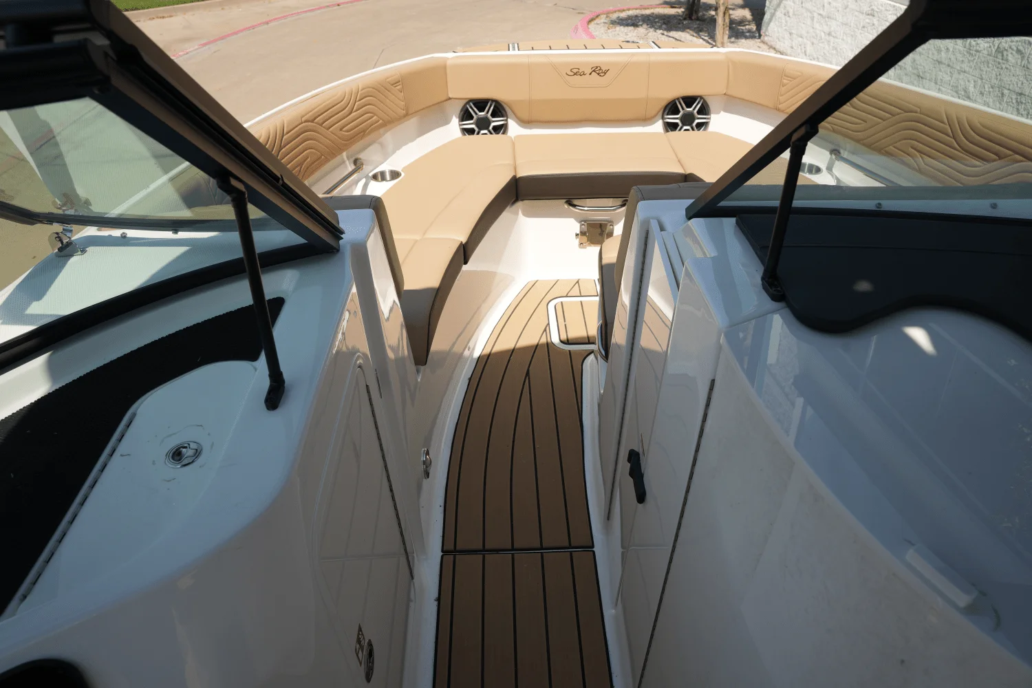 2026 Sea Ray SDX 230 Surf Image Thumbnail #19