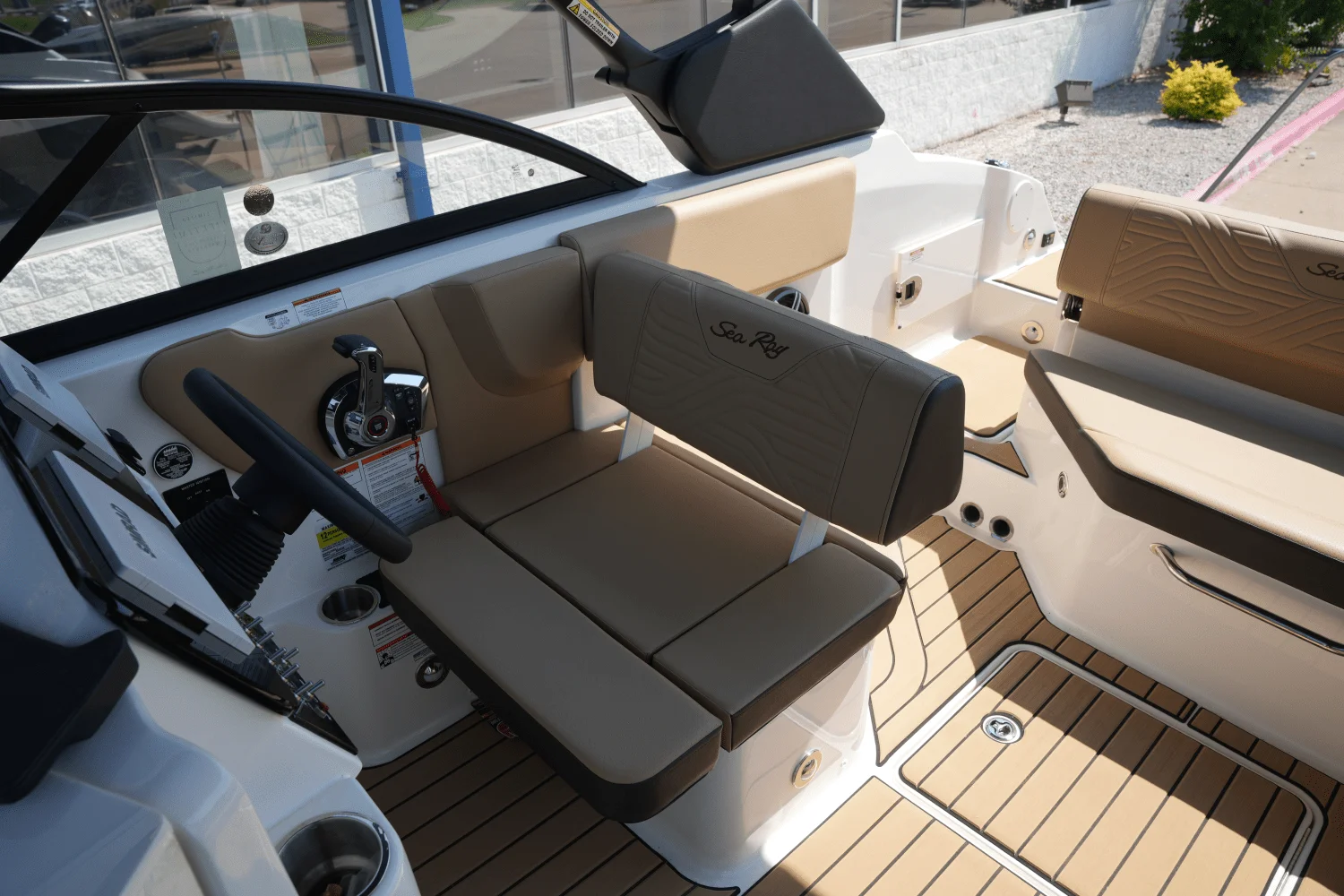 2026 Sea Ray SDX 230 Surf Image Thumbnail #12