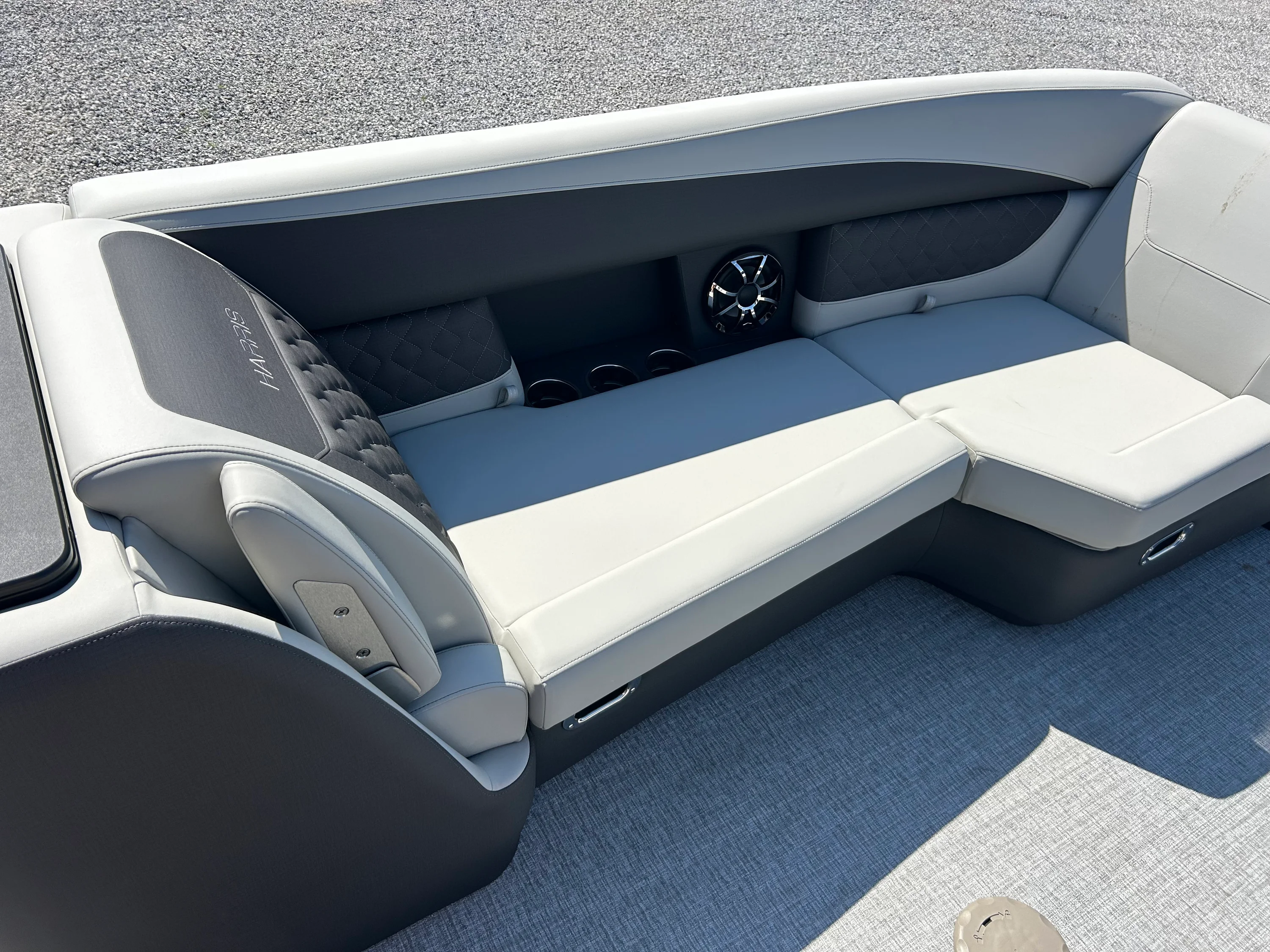 2026 Harris Sunliner 230 Image Thumbnail #19