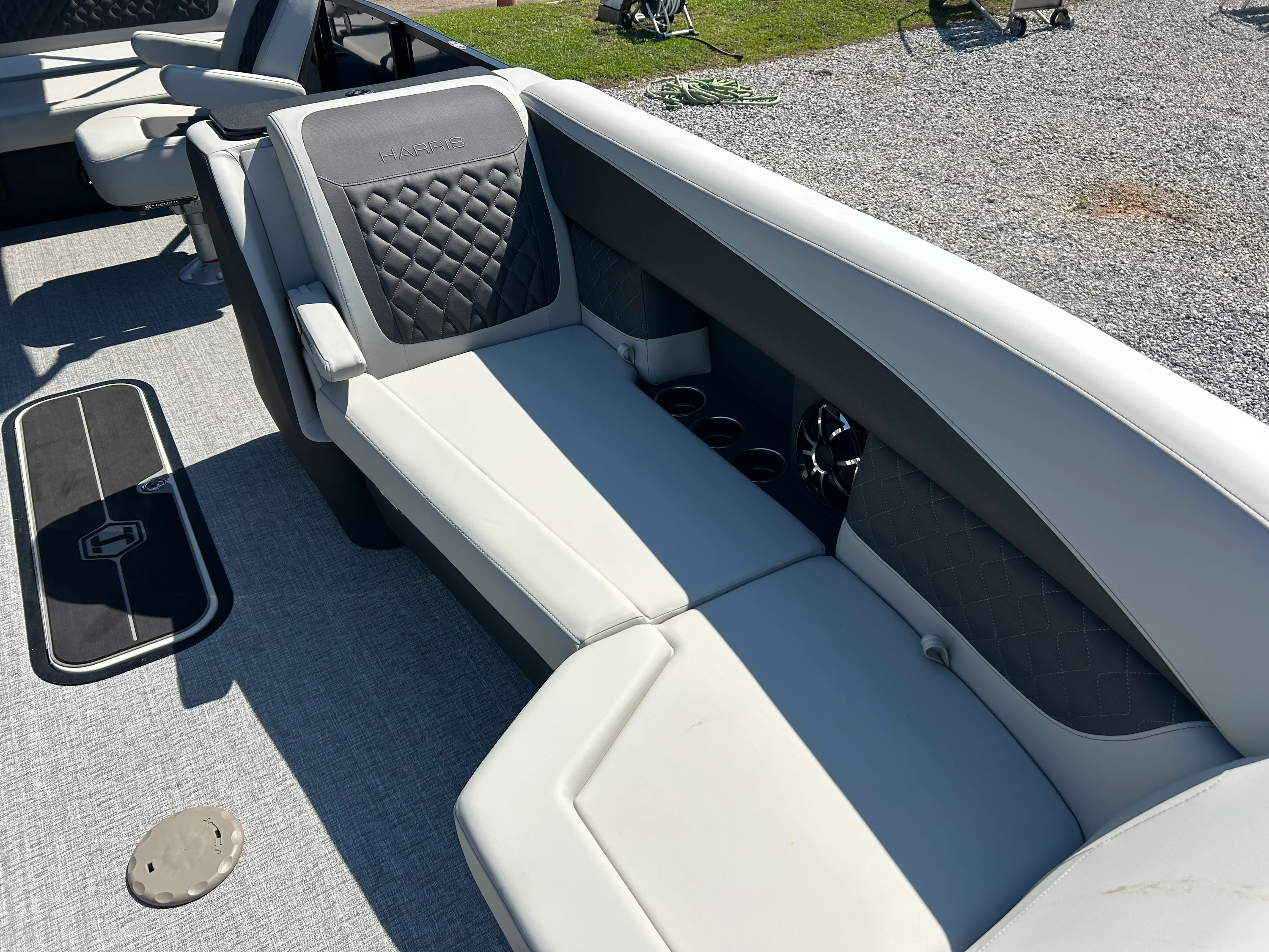 2026 Harris Sunliner 230 Image Thumbnail #20