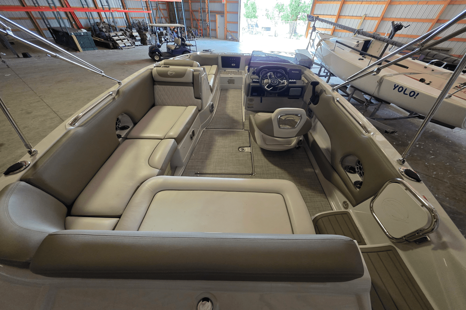 2021 Crownline E 205 XS Image Thumbnail #4