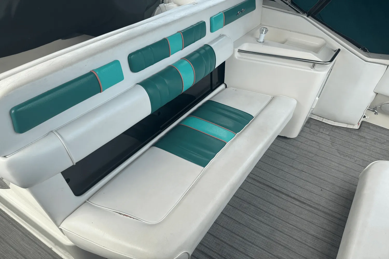 1993 Sea Ray 330 SUNDANCER Image Thumbnail #4