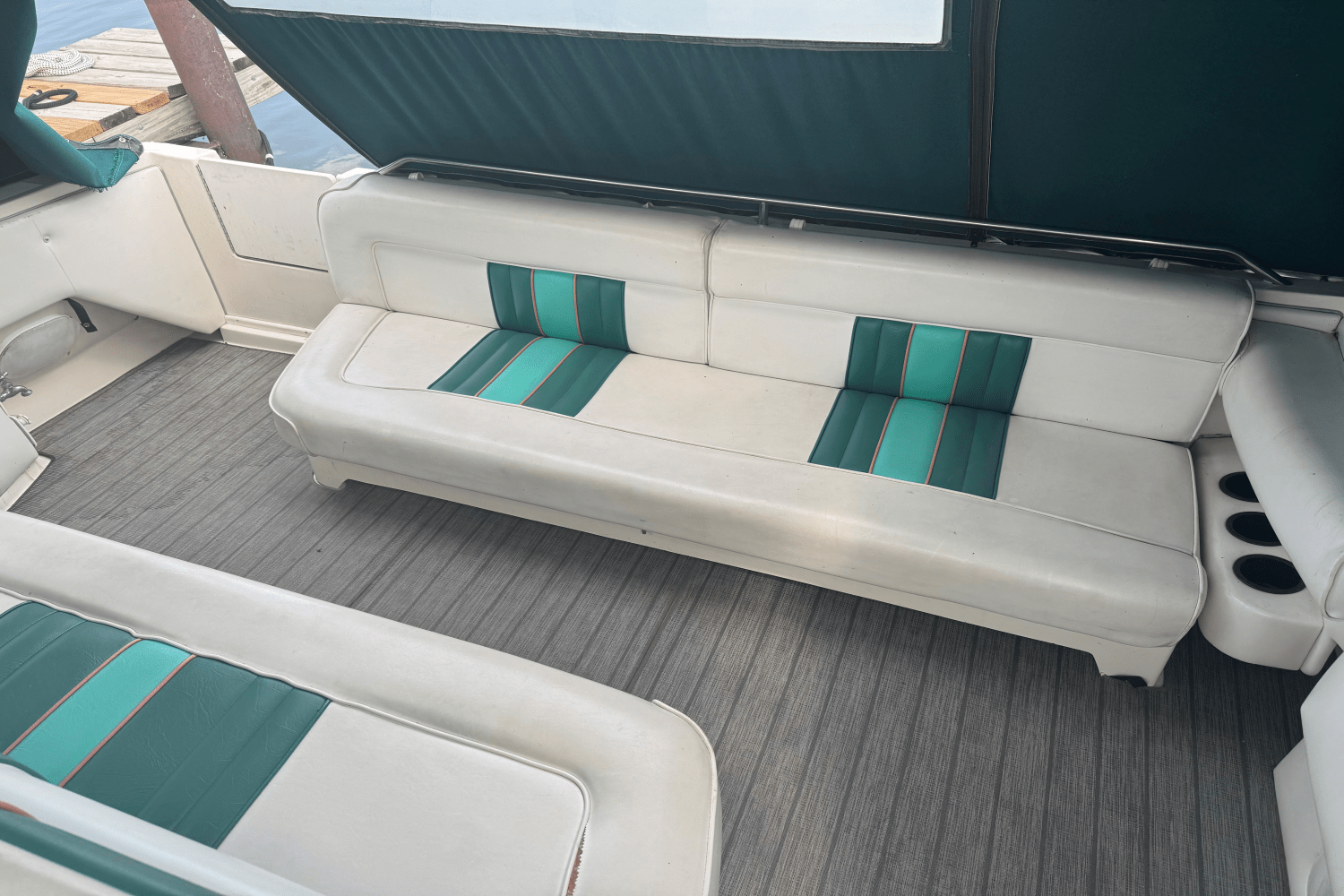 1993 Sea Ray 330 SUNDANCER Image Thumbnail #3