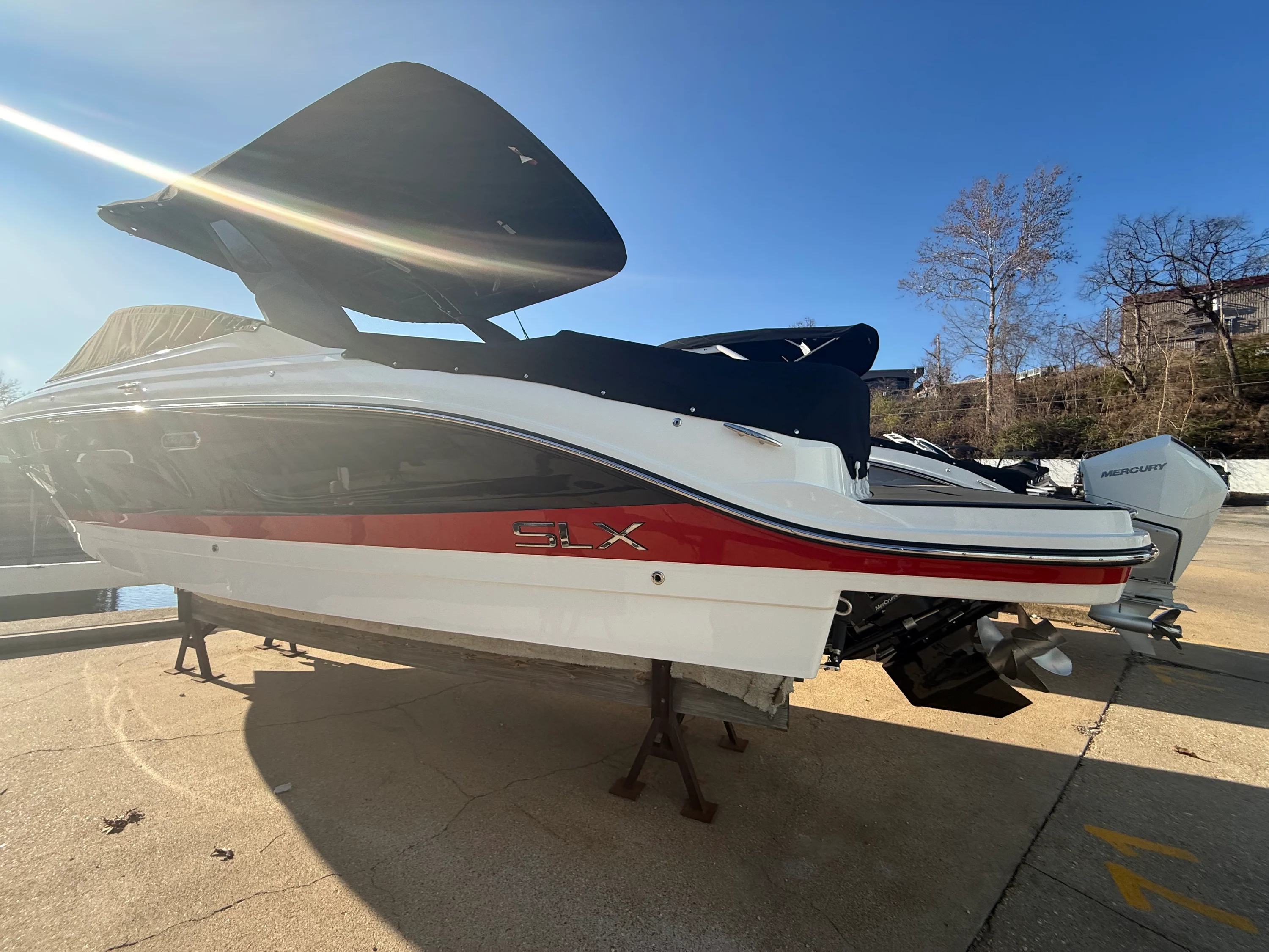 2026 Sea Ray SLX 280 Image Thumbnail #4