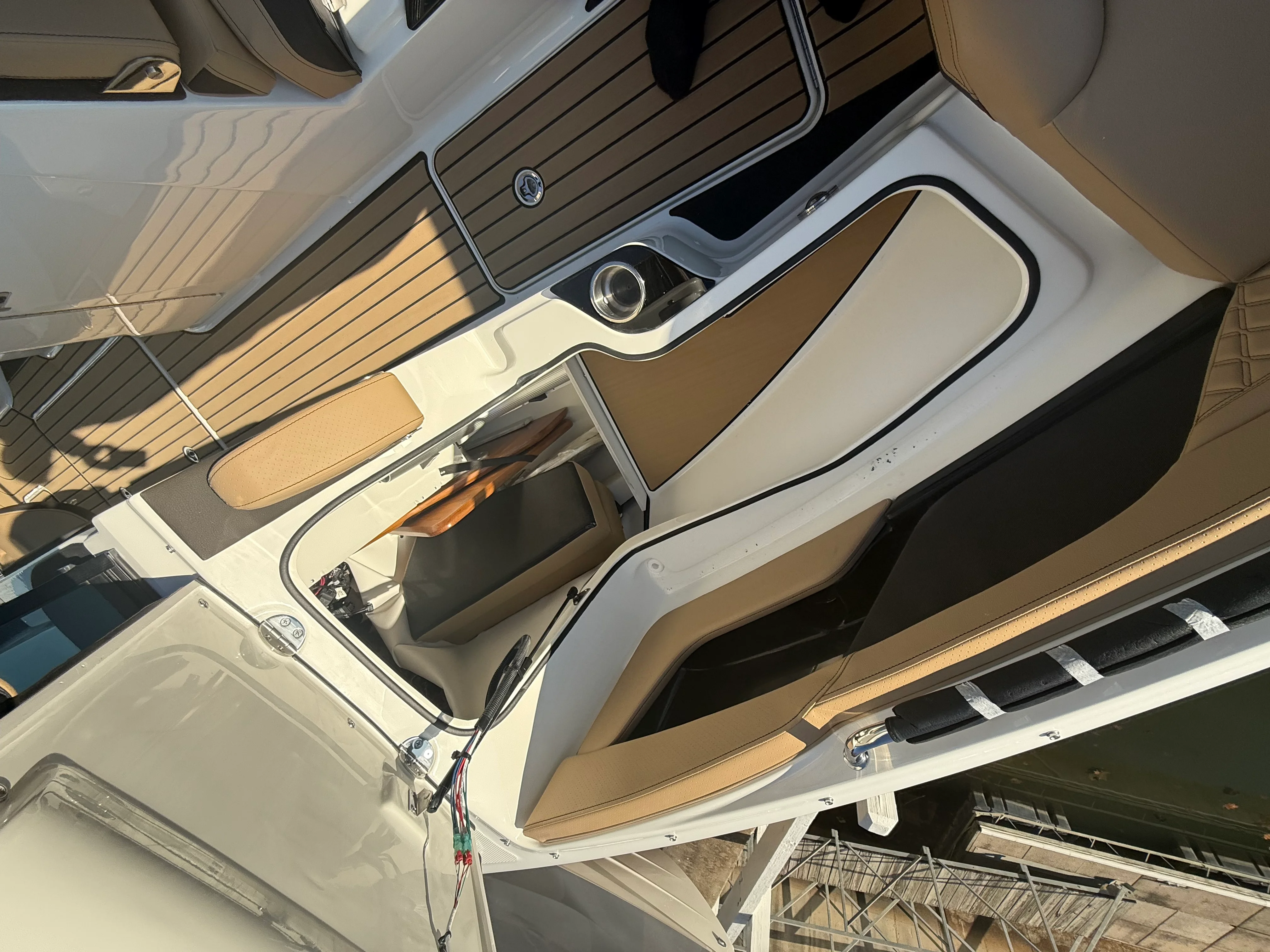 2026 Sea Ray SLX 280 Image Thumbnail #24