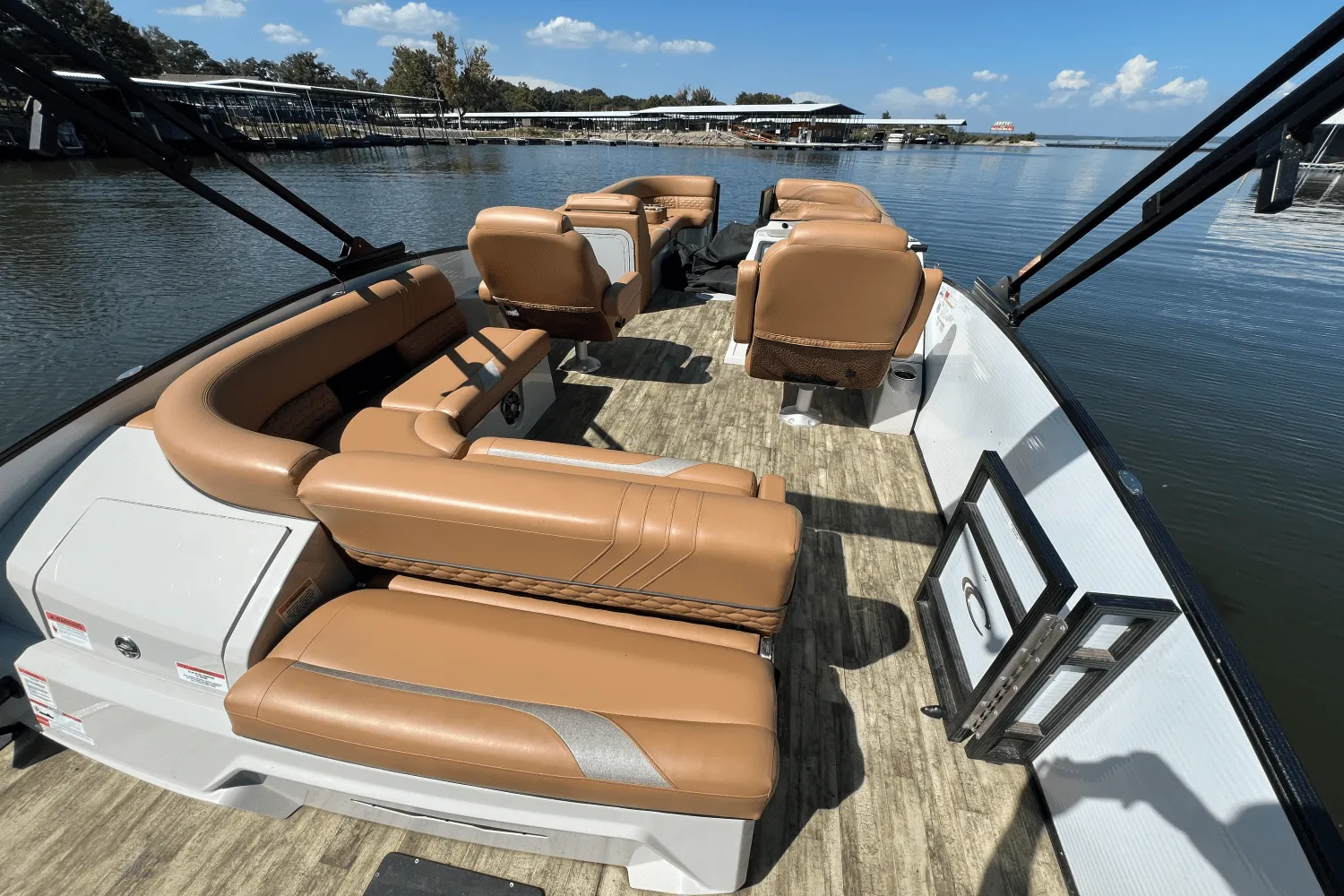 2023 Crest 250 CARRIBEAN Image Thumbnail #6