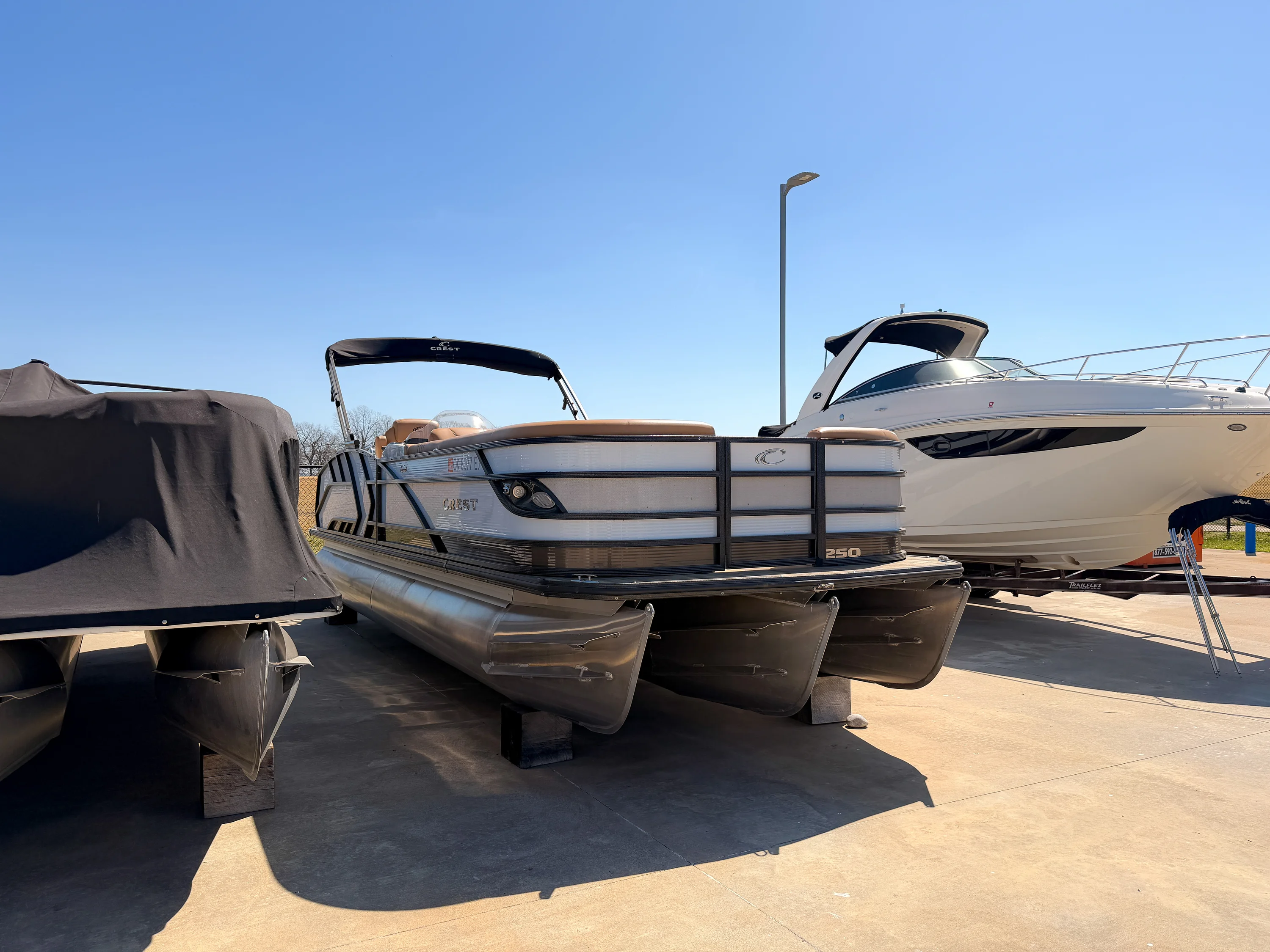 2023 Crest 250 CARRIBEAN Image Thumbnail #1