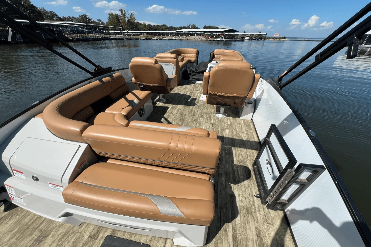 2023 Crest 250 CARRIBEAN Image Thumbnail #6