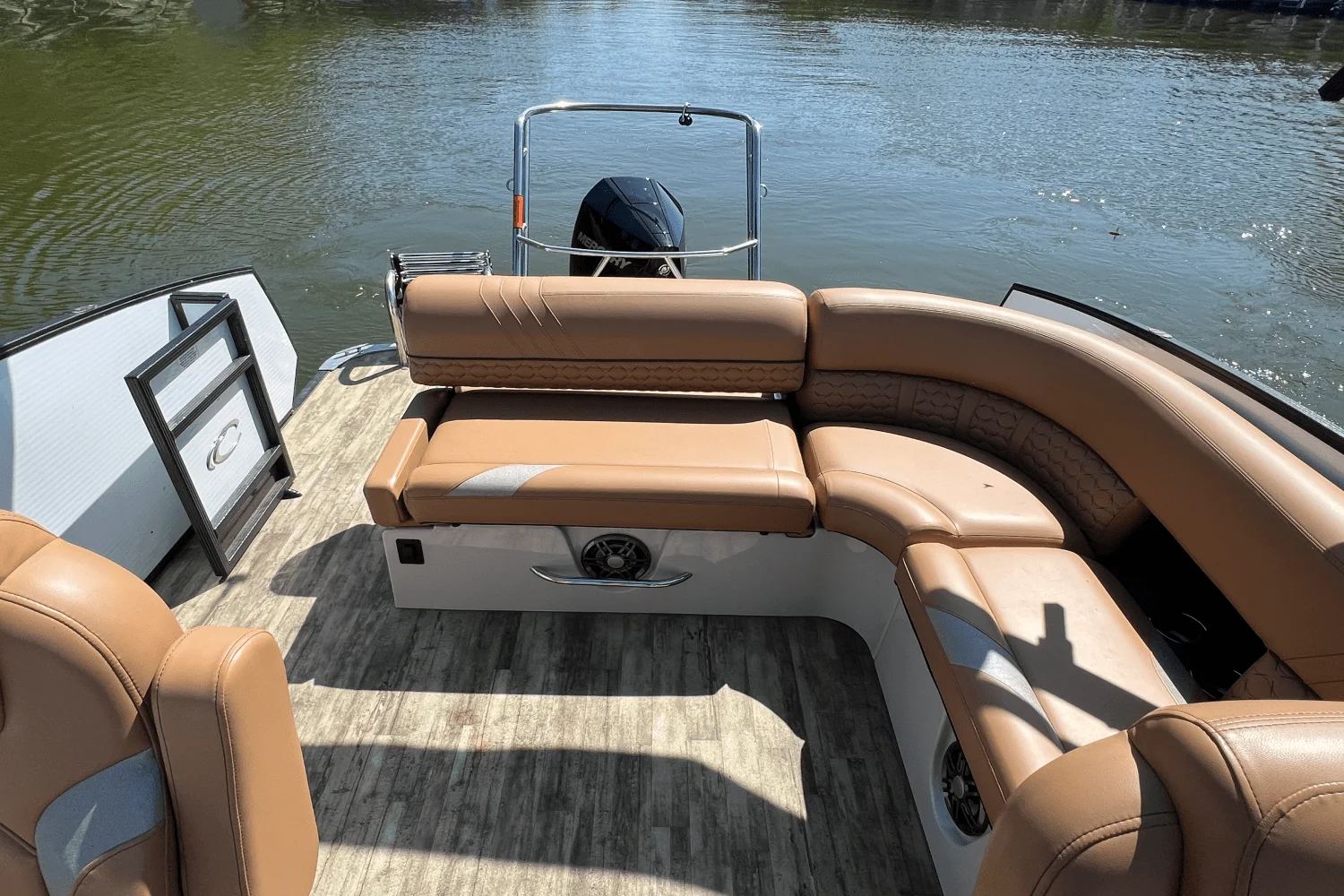 2023 Crest 250 CARRIBEAN Image Thumbnail #3