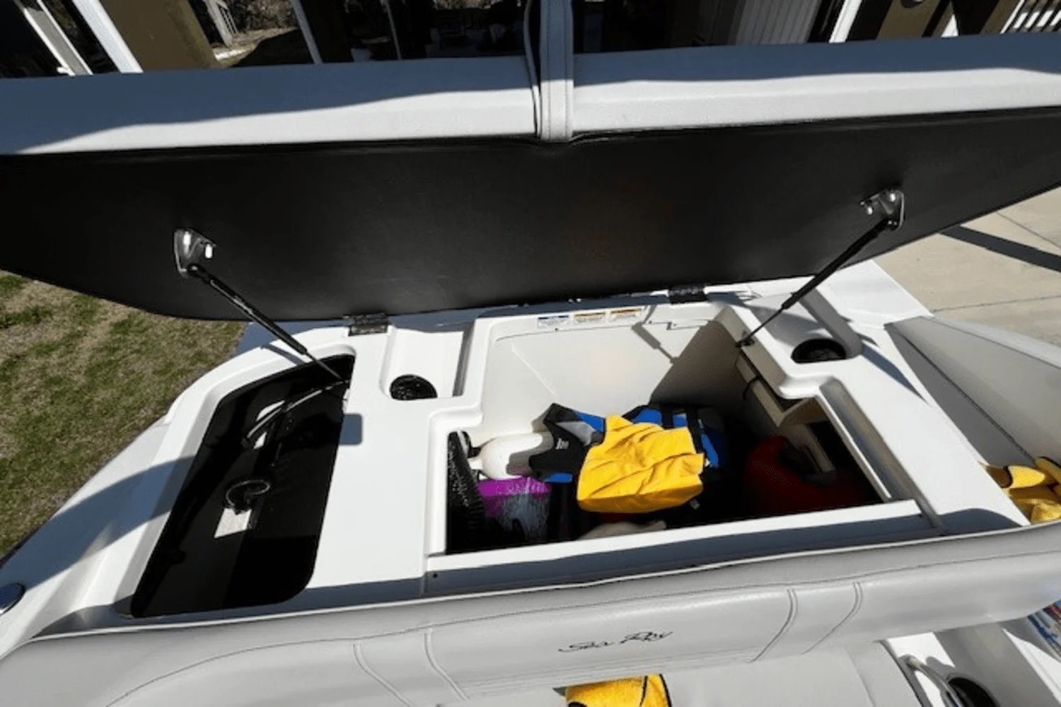 2021 Sea Ray 190 SPX OUTBOARD Image Thumbnail #25