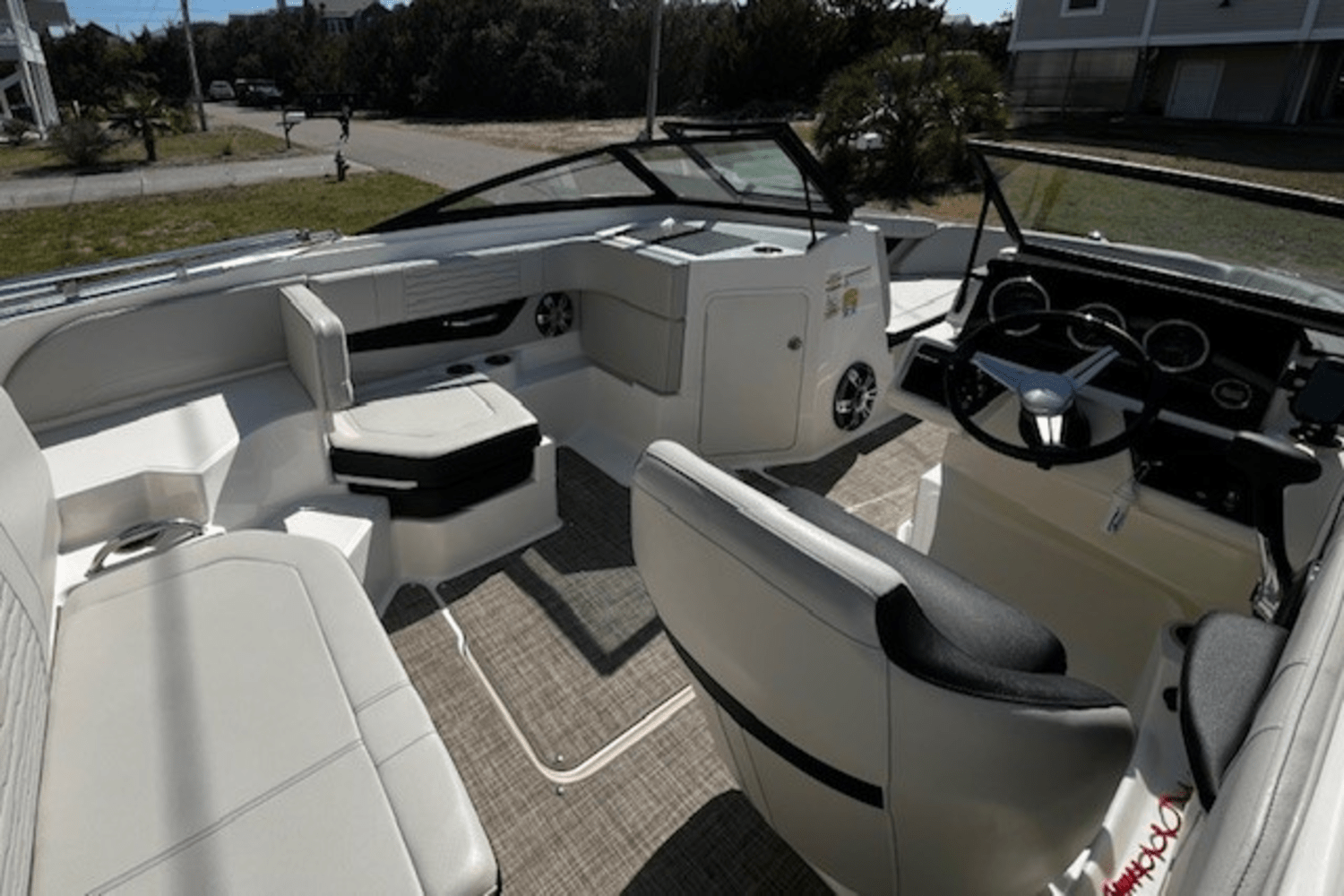 2021 Sea Ray 190 SPX OUTBOARD Image Thumbnail #13