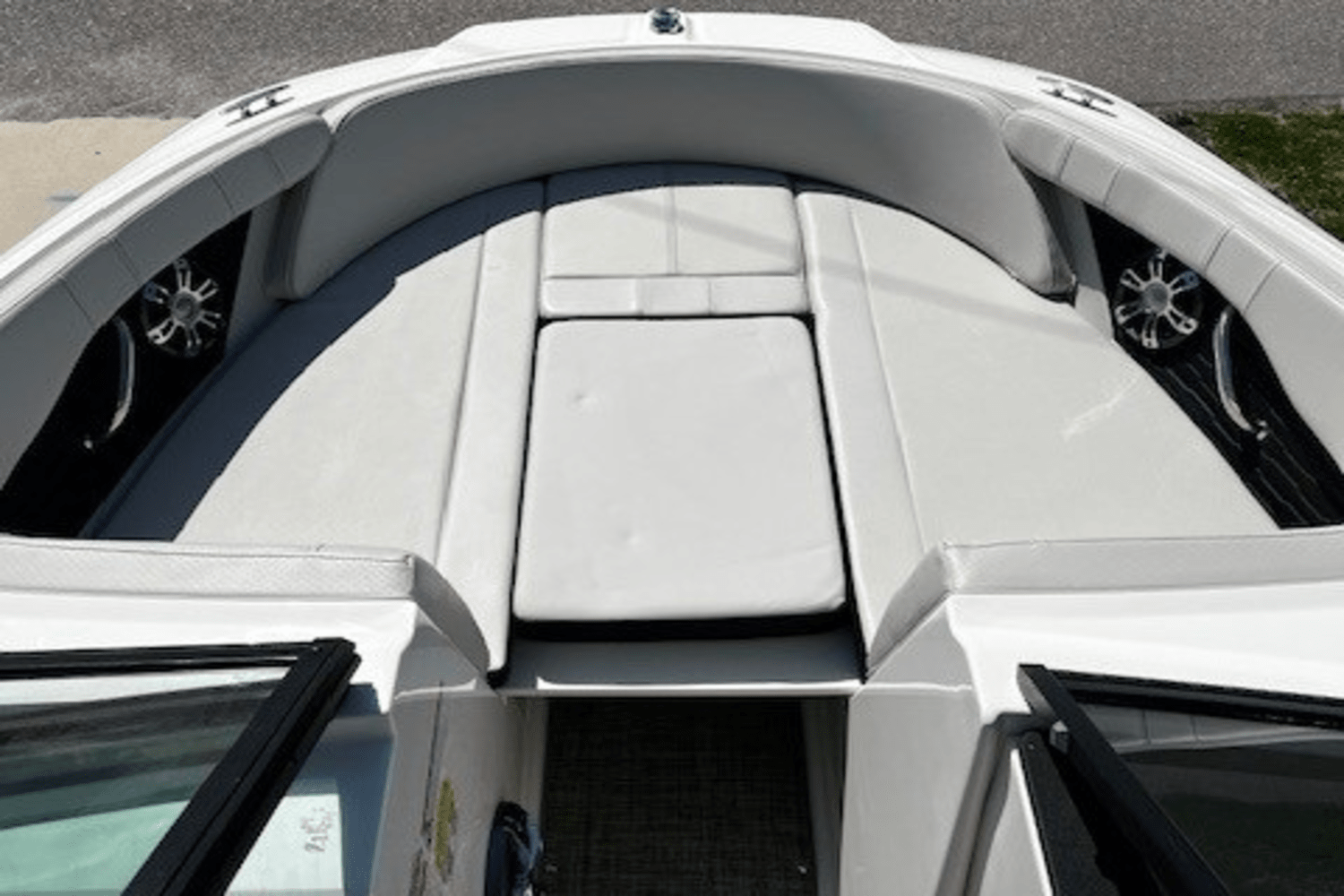 2021 Sea Ray 190 SPX OUTBOARD Image Thumbnail #5