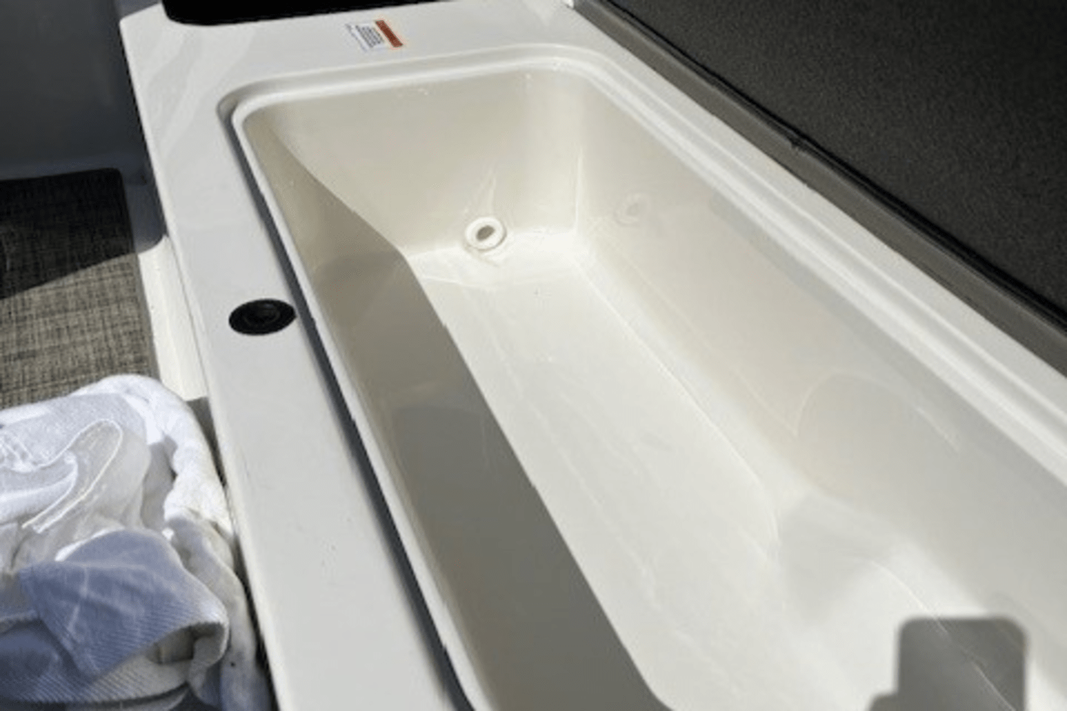 2021 Sea Ray 190 SPX OUTBOARD Image Thumbnail #27