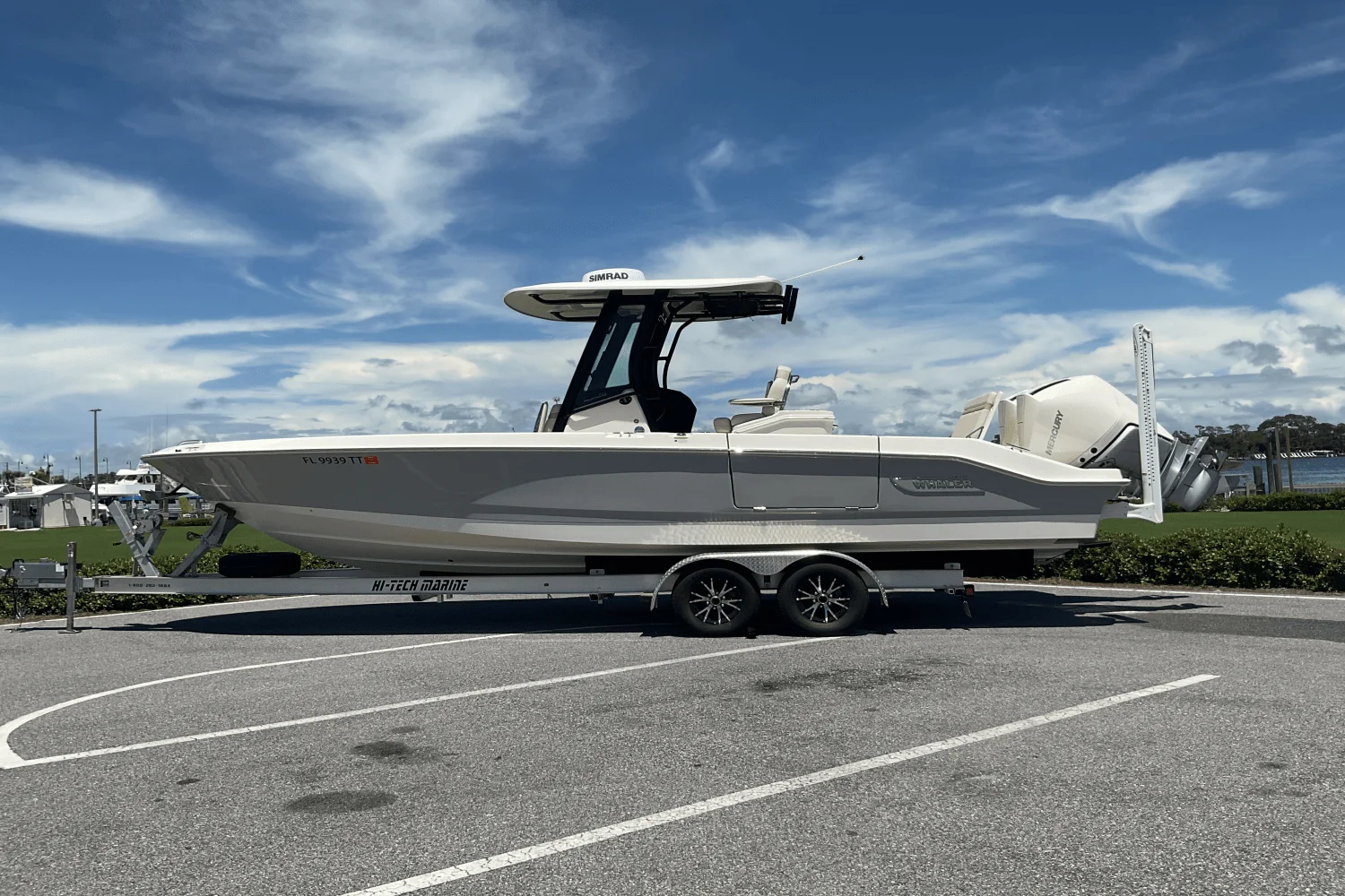 2024 Boston Whaler 28 DAUNTLESS Image Thumbnail #0