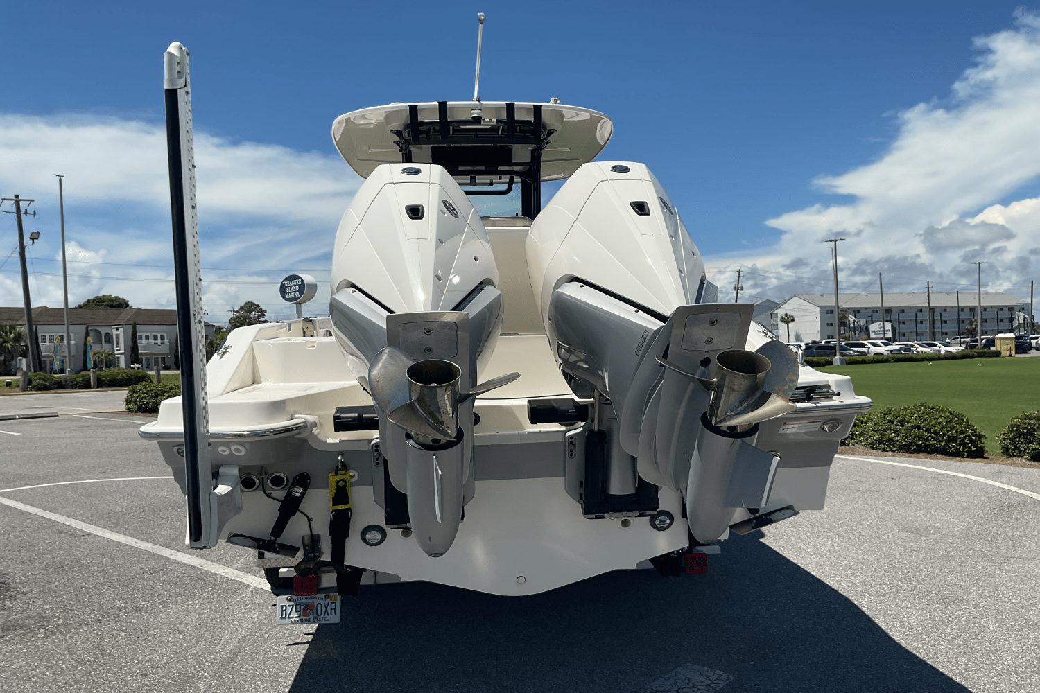 2024 Boston Whaler 28 DAUNTLESS Image Thumbnail #8