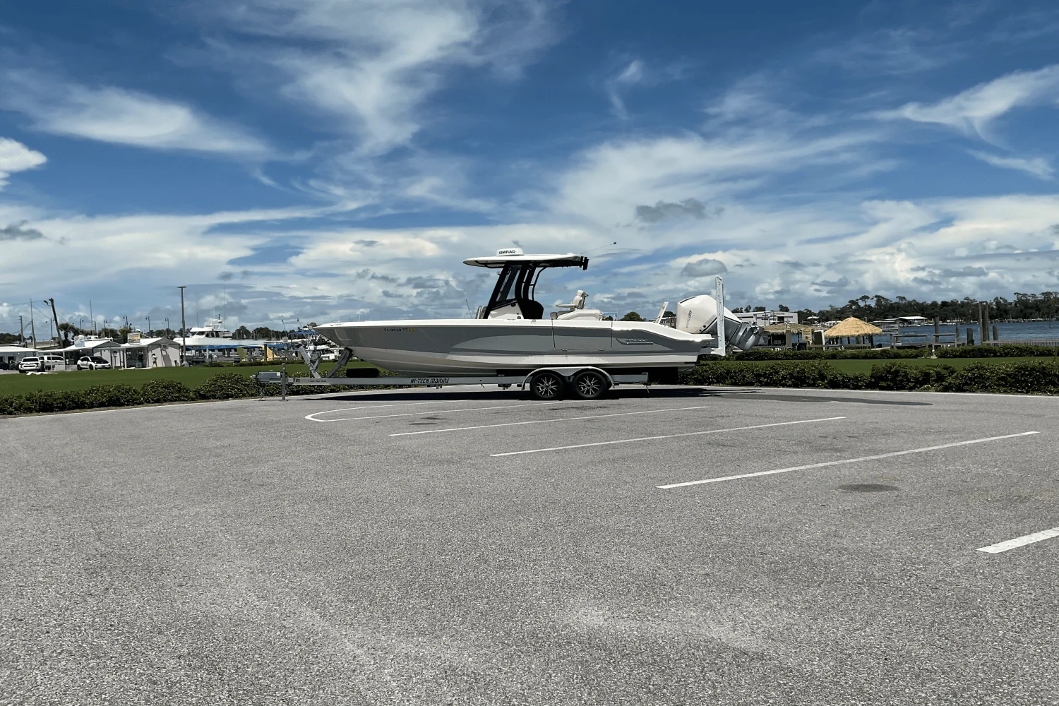 2024 Boston Whaler 28 DAUNTLESS Image Thumbnail #1