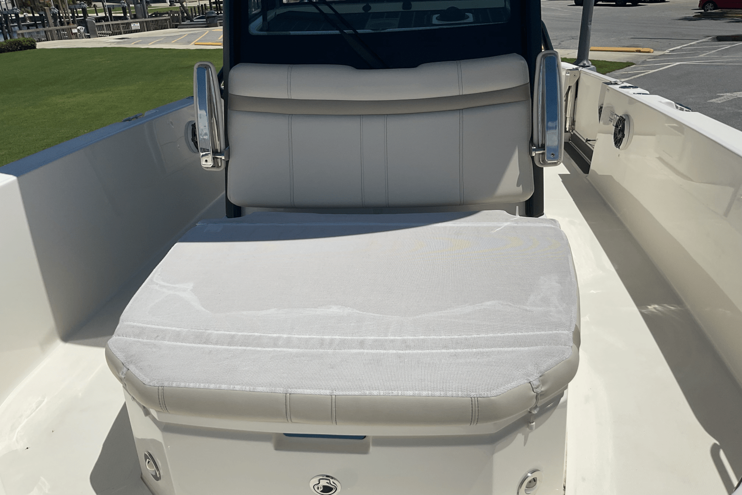 2024 Boston Whaler 28 DAUNTLESS Image Thumbnail #22