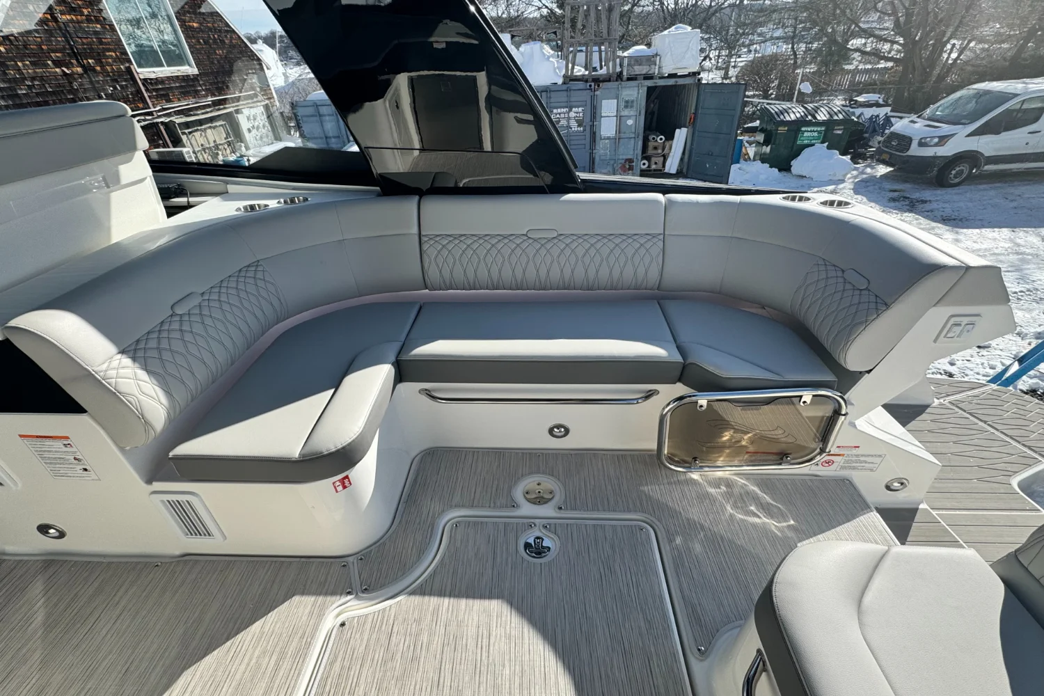 2026 Sea Ray Sundancer 370 Outboard Image Thumbnail #6