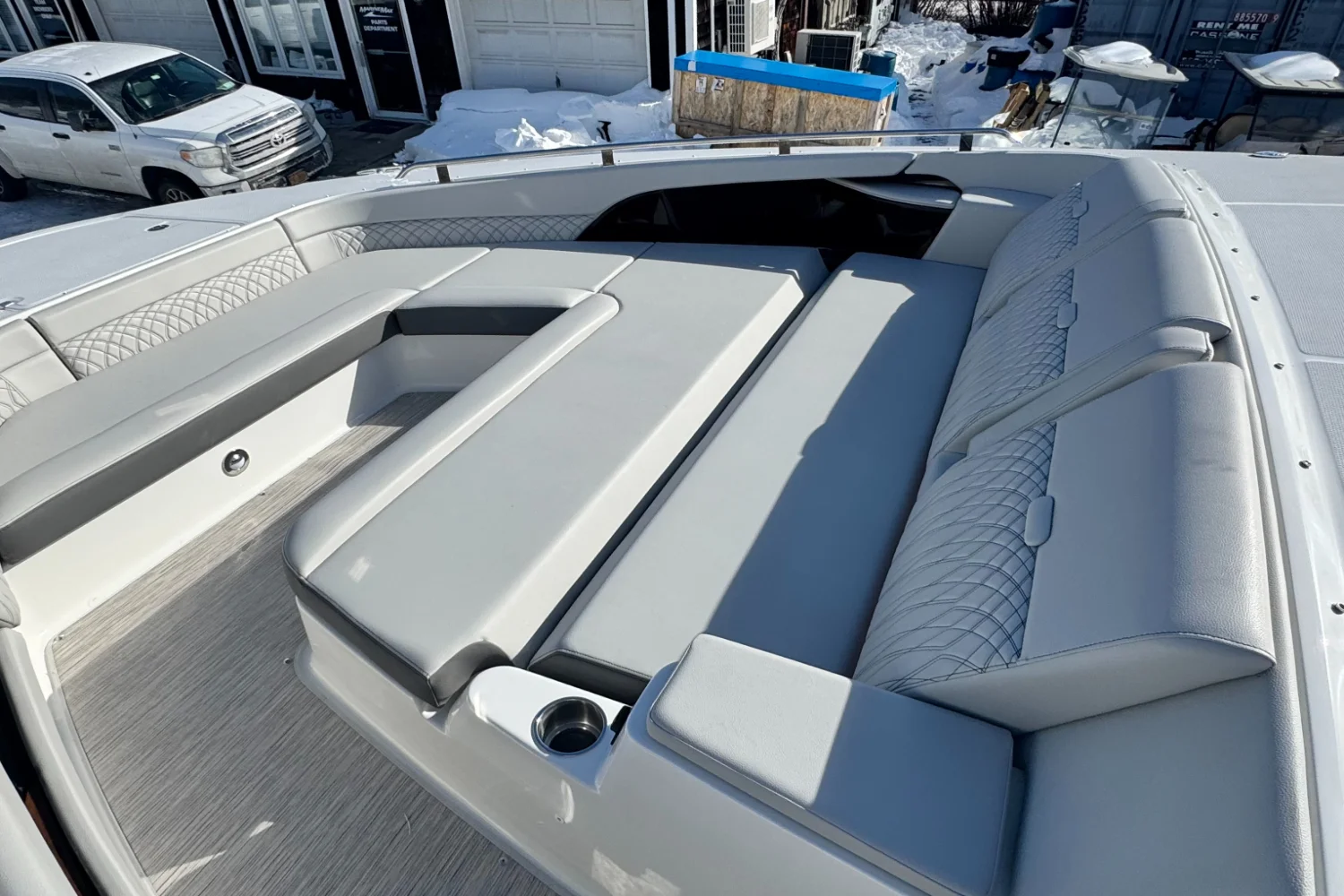 2026 Sea Ray Sundancer 370 Outboard Image Thumbnail #33