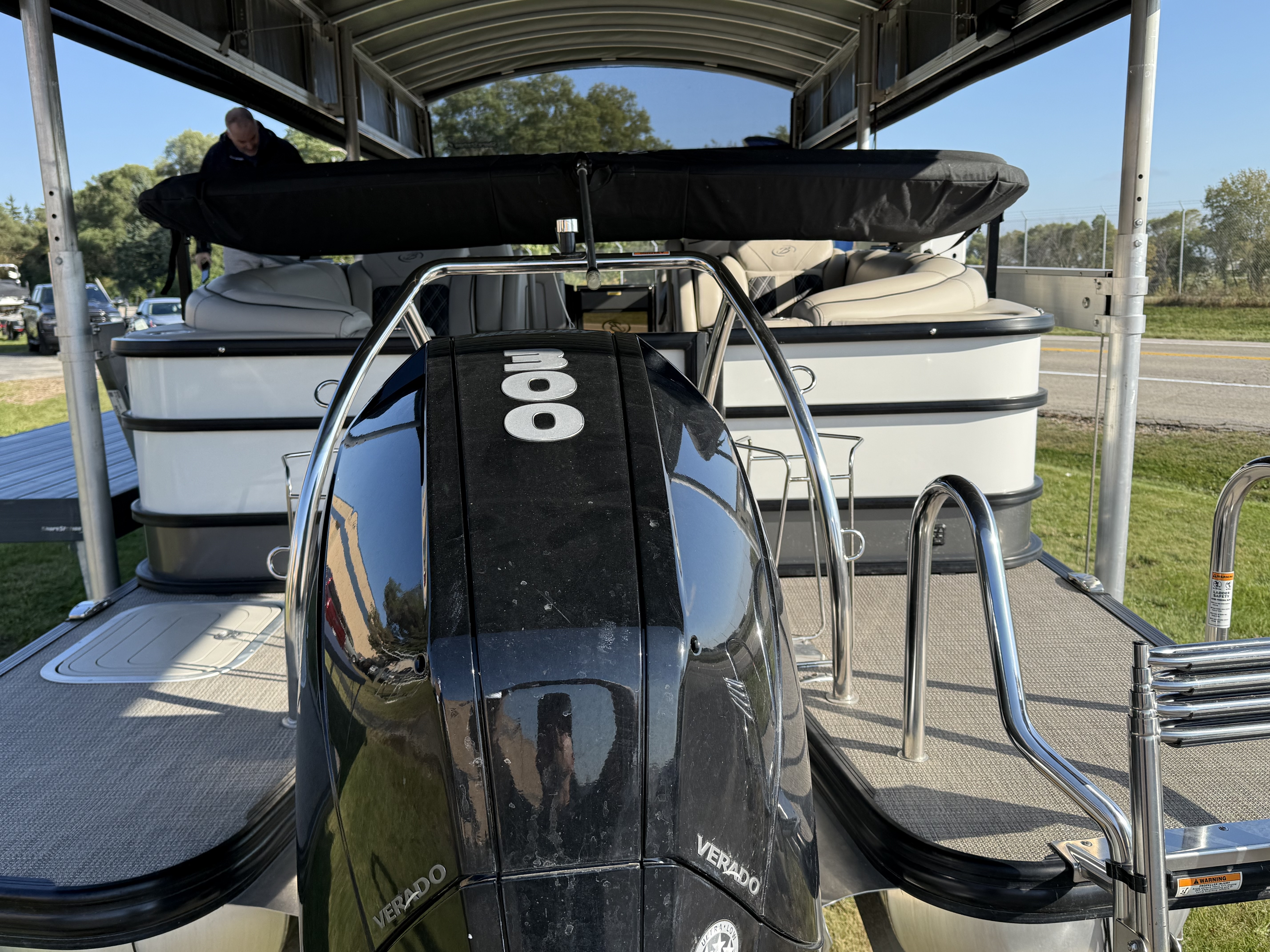 2021 Barletta L23QC Image Thumbnail #3