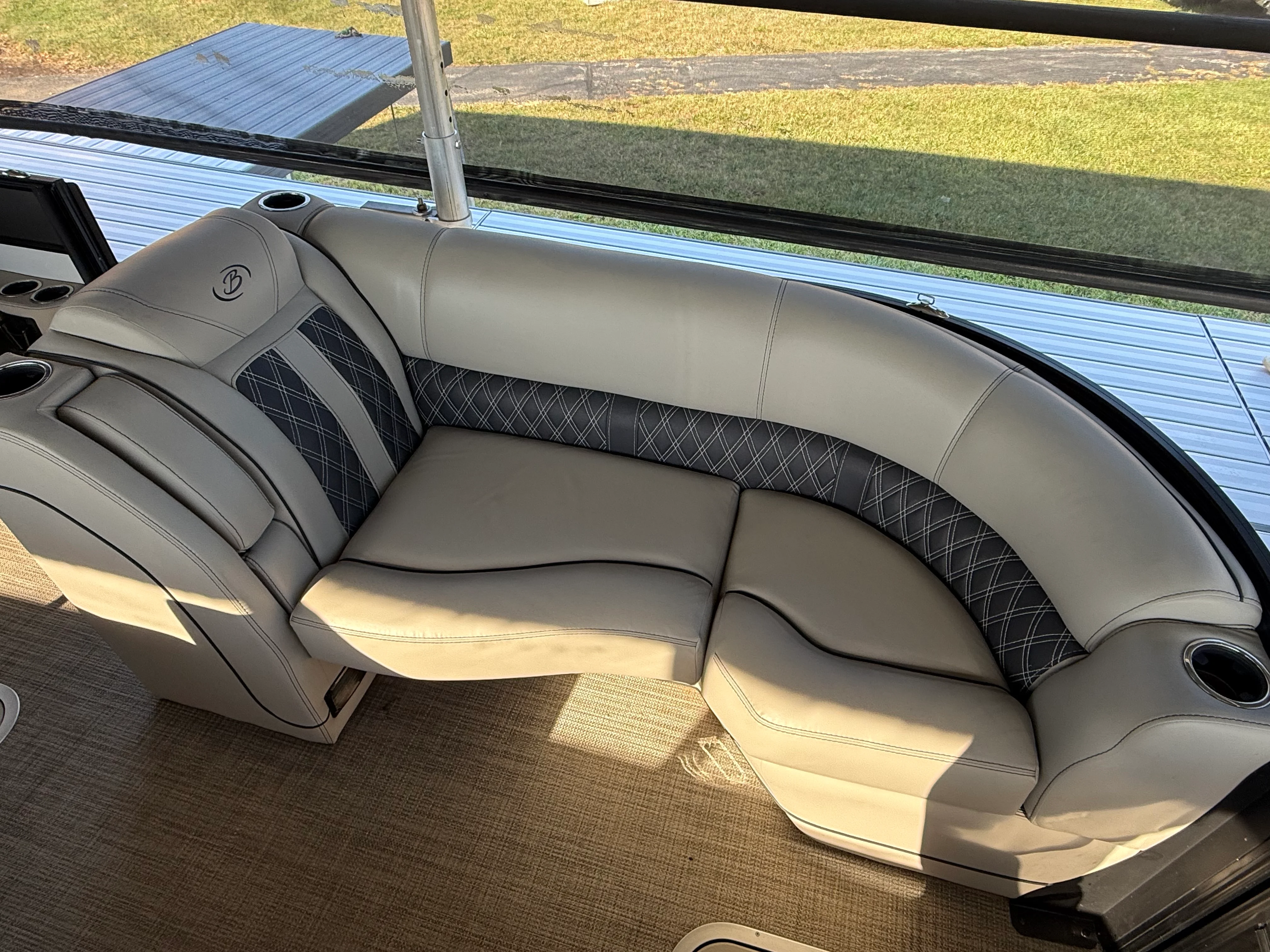 2021 Barletta L23QC Image Thumbnail #5