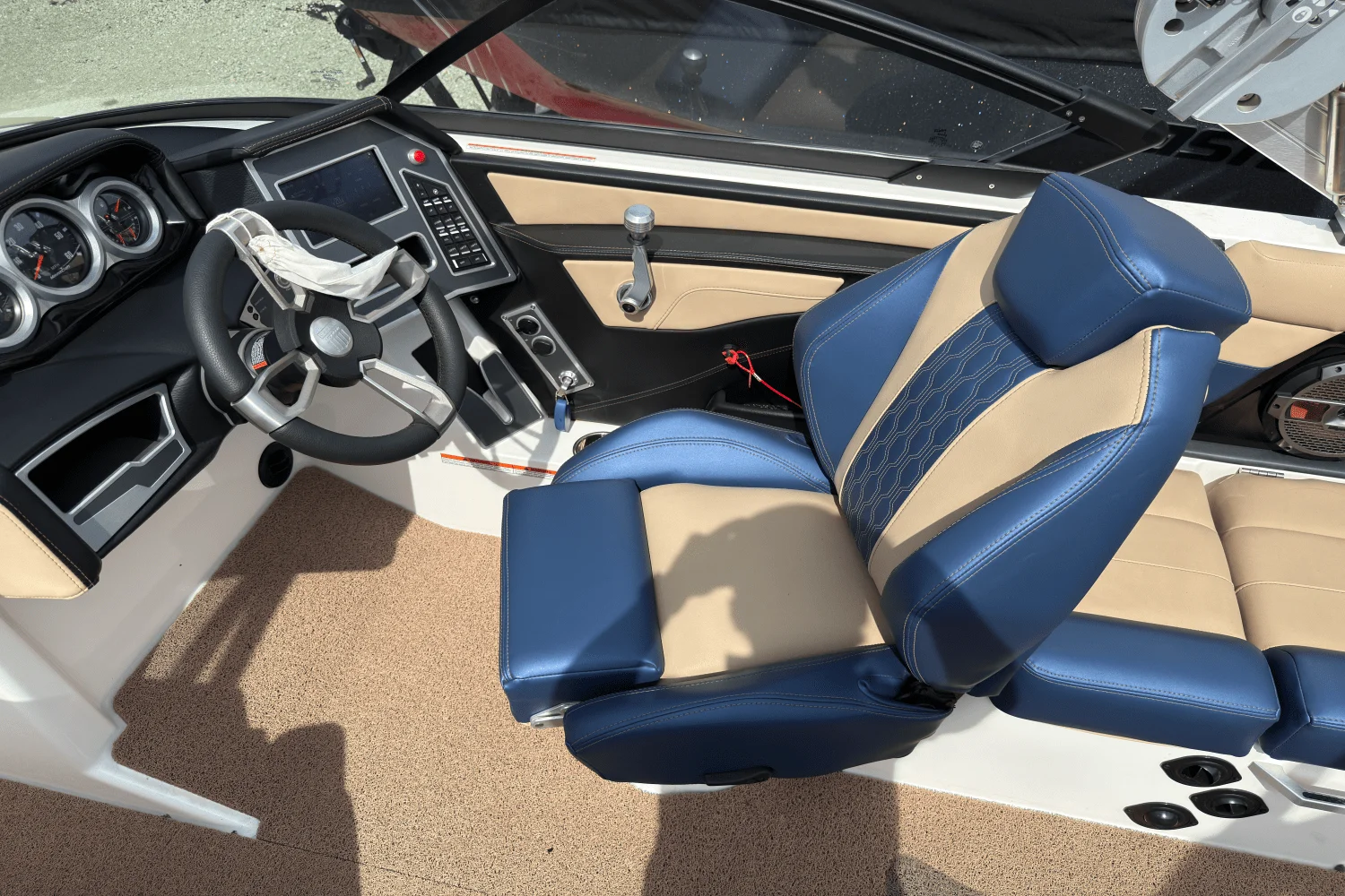2022 Mastercraft XT23 Image Thumbnail #24