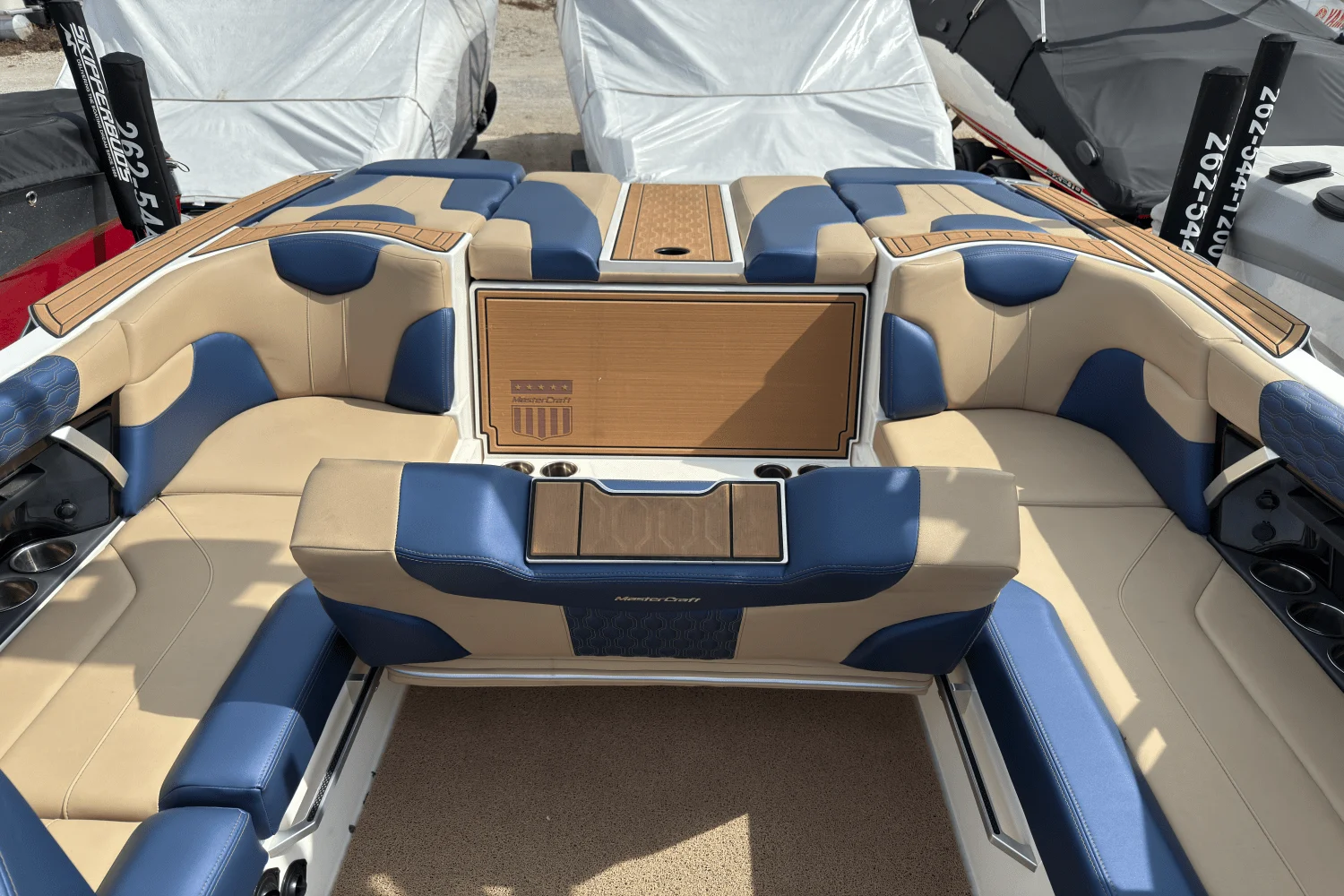 2022 Mastercraft XT23 Image Thumbnail #15