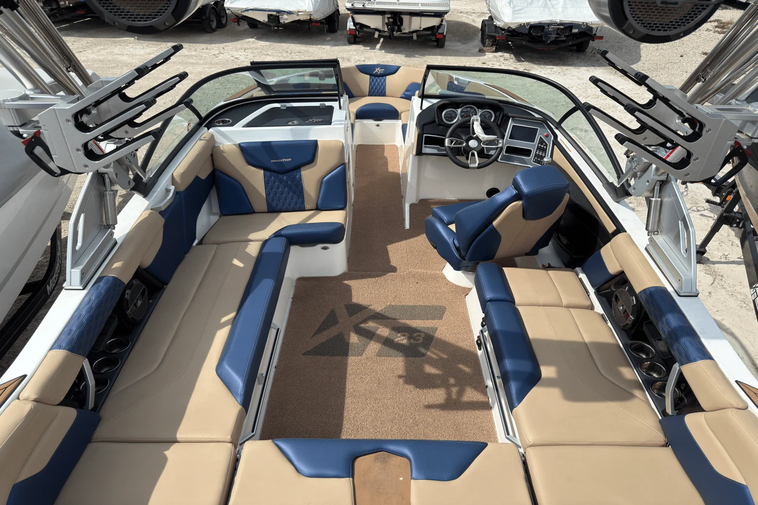 2022 Mastercraft XT23 Image Thumbnail #8