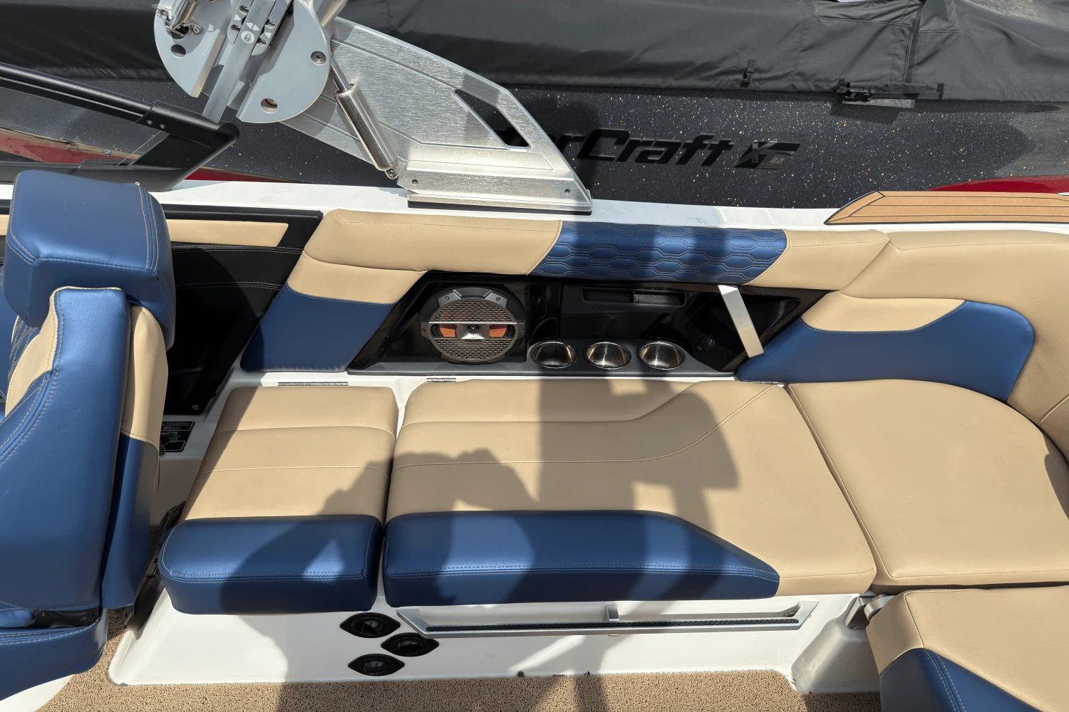2022 Mastercraft XT23 Image Thumbnail #17