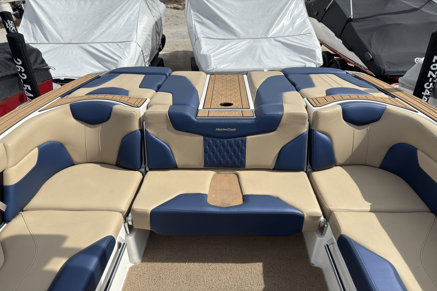 2022 Mastercraft XT23 Image Thumbnail #14