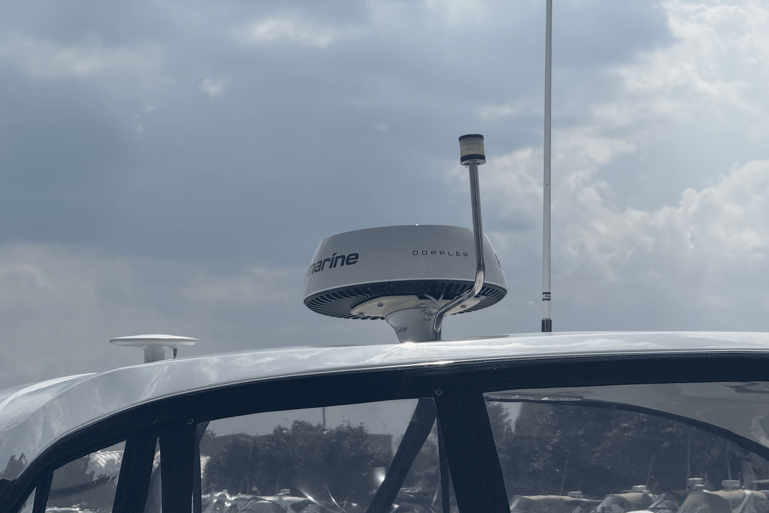2015 Rinker 360 EXPRESS Image Thumbnail #11