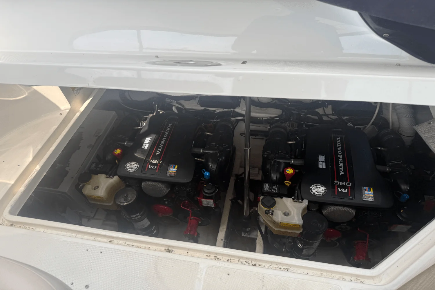 2015 Rinker 360 EXPRESS Image Thumbnail #57