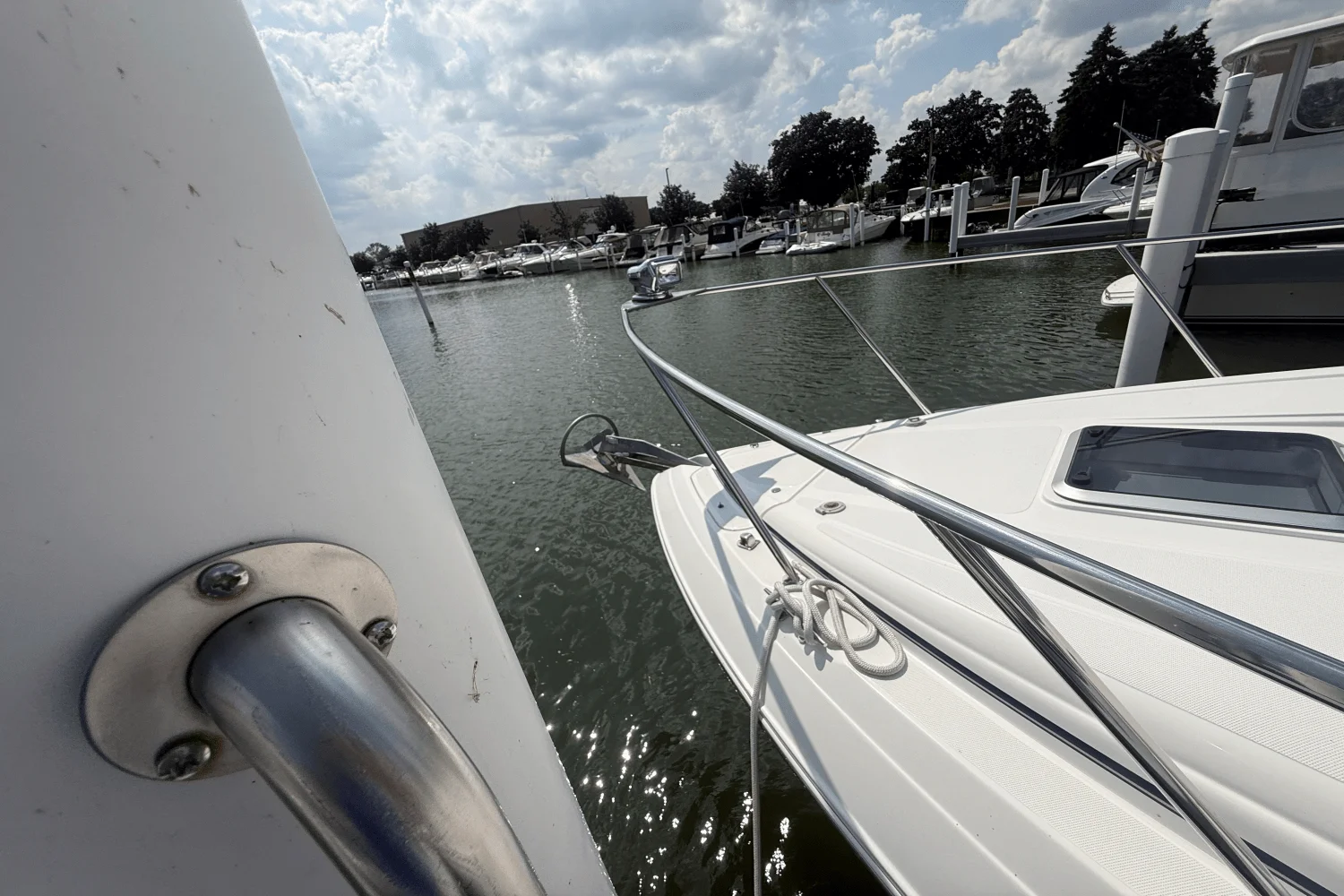 2015 Rinker 360 EXPRESS Image Thumbnail #7