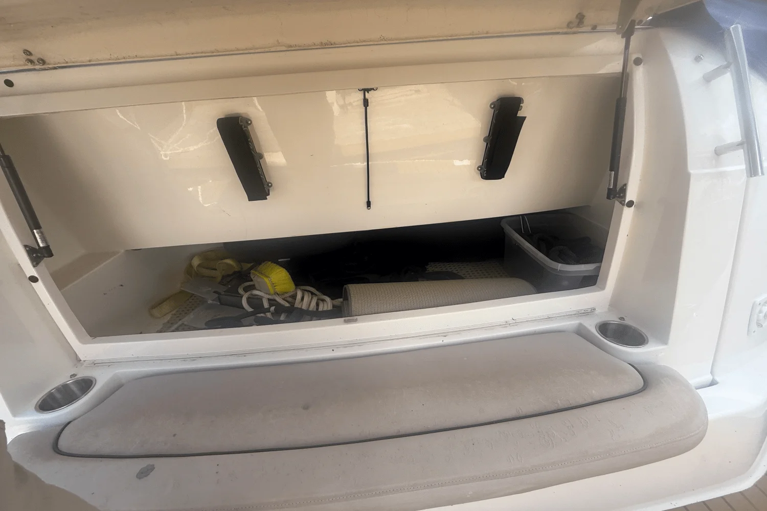 2015 Rinker 360 EXPRESS Image Thumbnail #72