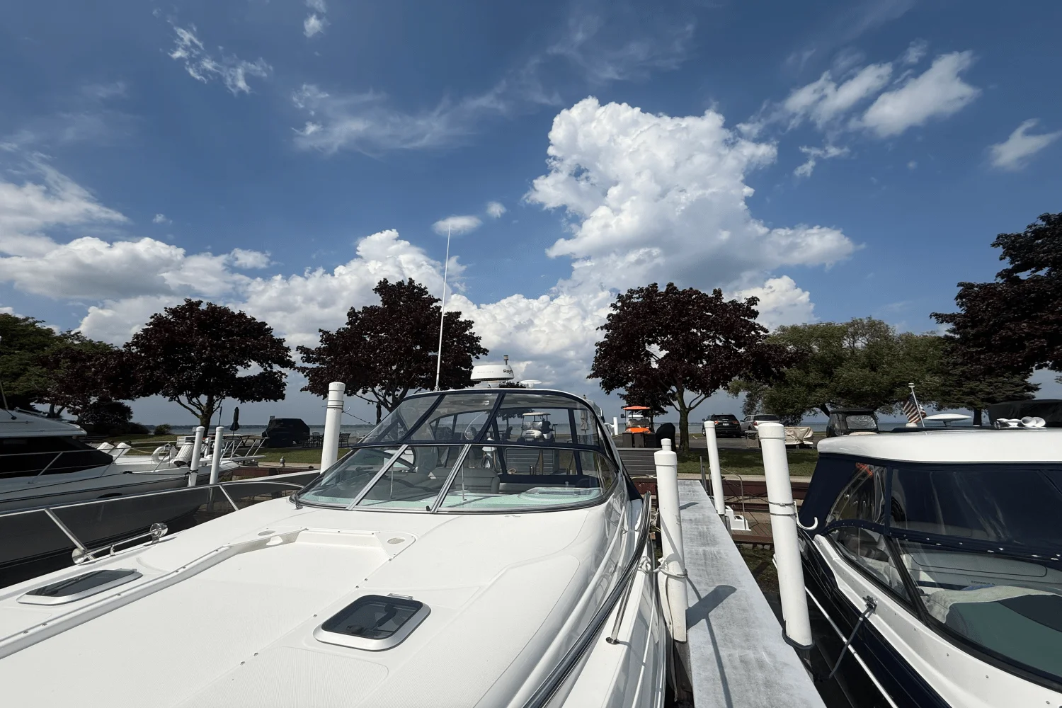 2015 Rinker 360 EXPRESS Image Thumbnail #6