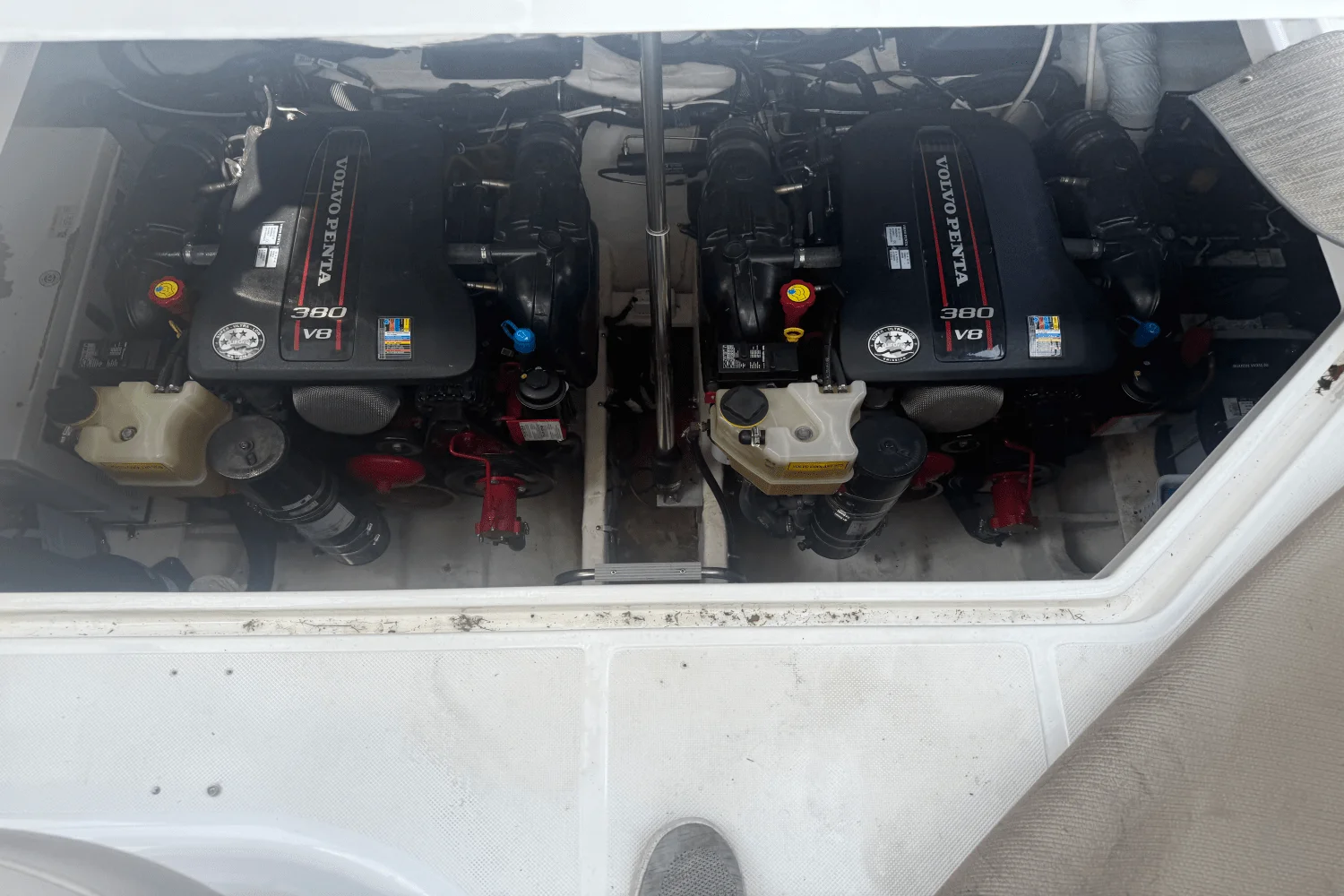 2015 Rinker 360 EXPRESS Image Thumbnail #56