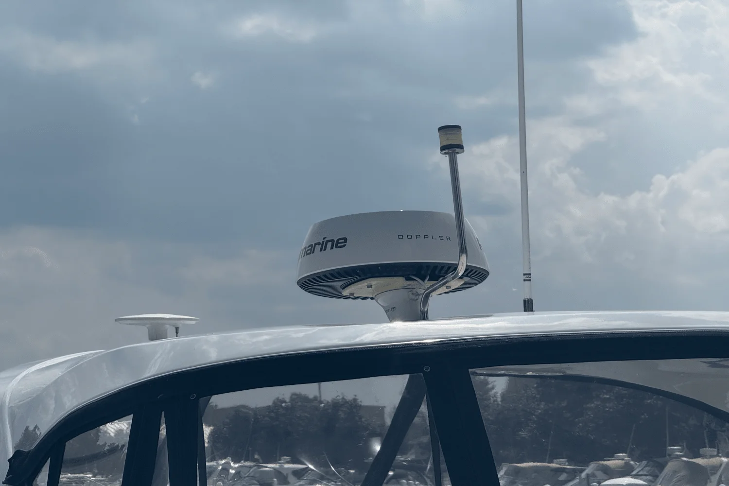 2015 Rinker 360 EXPRESS Image Thumbnail #12