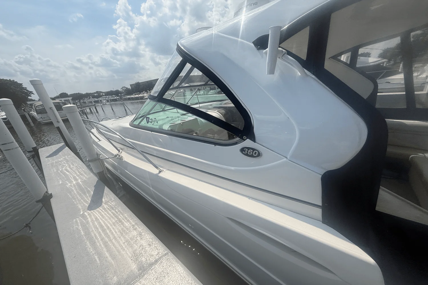 2015 Rinker 360 EXPRESS Image Thumbnail #81