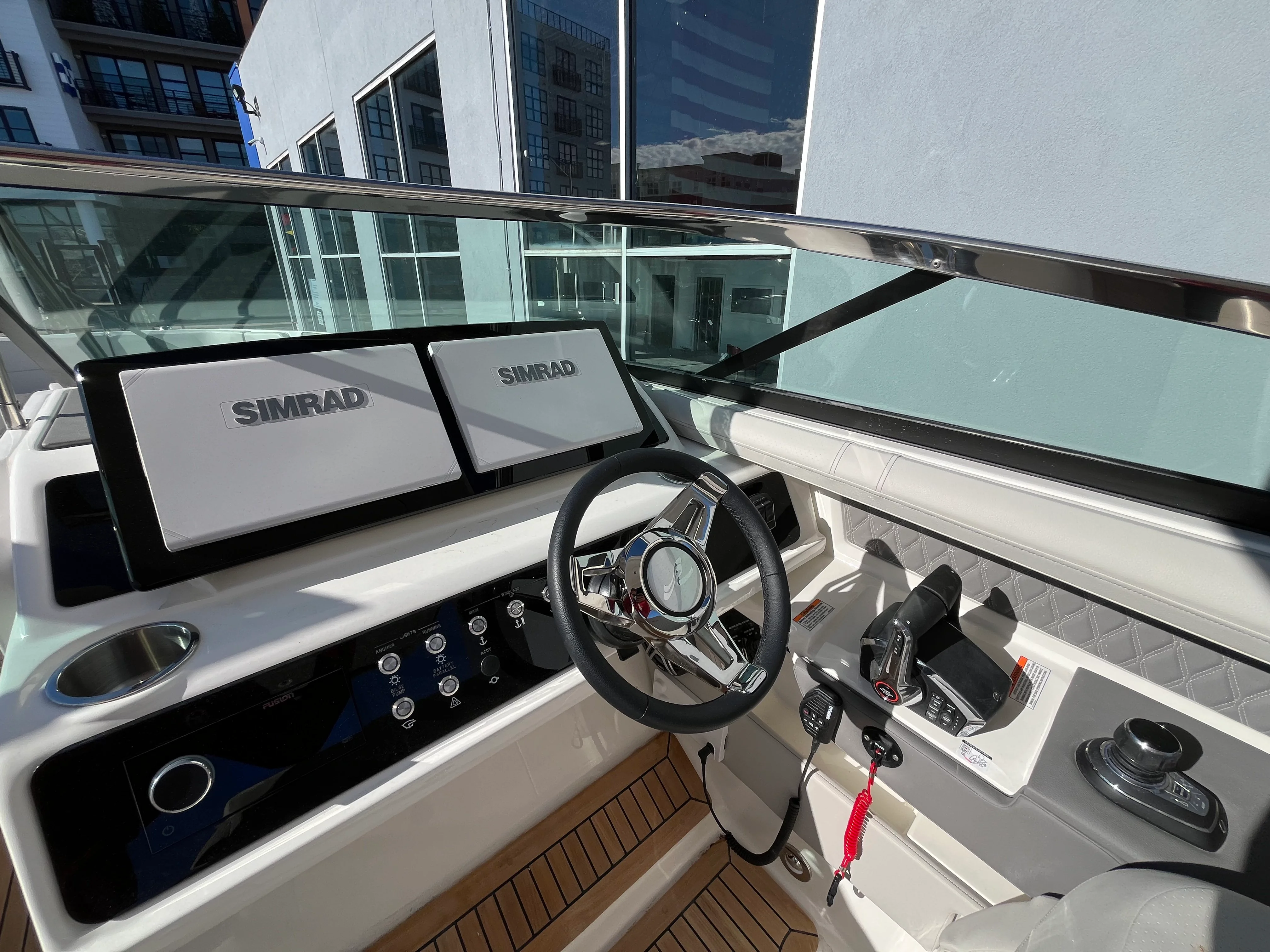 2026 Sea Ray SLX 310 Outboard Image Thumbnail #26