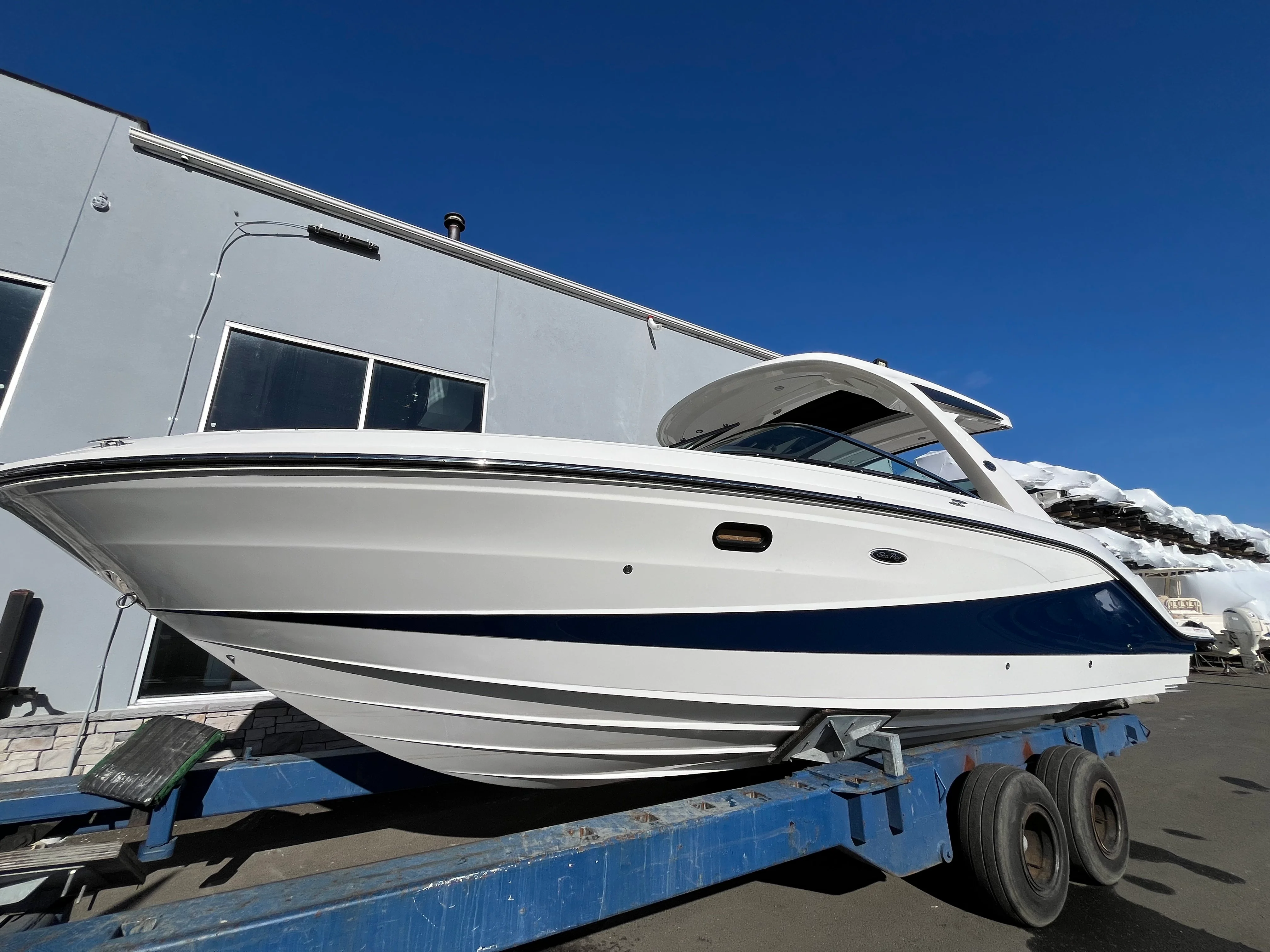 2026 Sea Ray SLX 310 Outboard Image Thumbnail #46